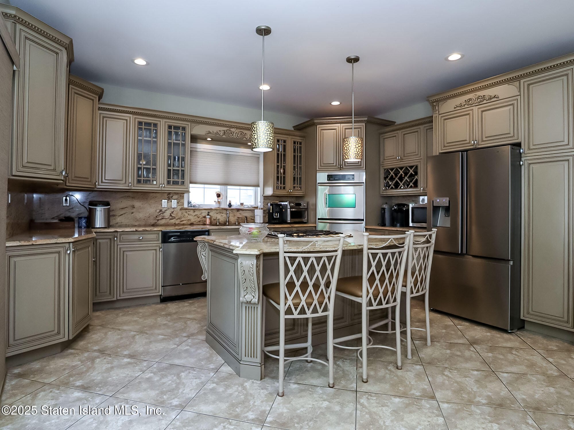 267 Woods Of Arden Road, Staten Island, NY, 10312 image 9