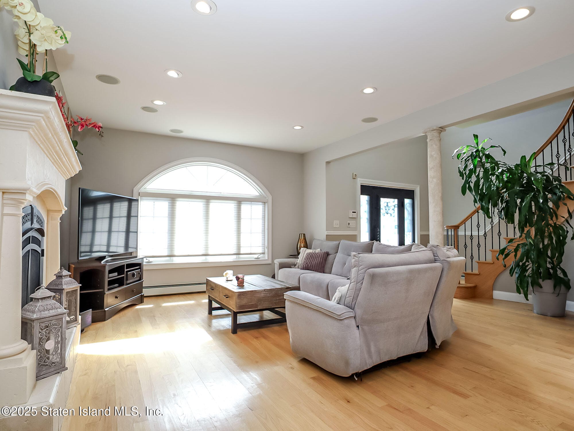 267 Woods Of Arden Road Image 5