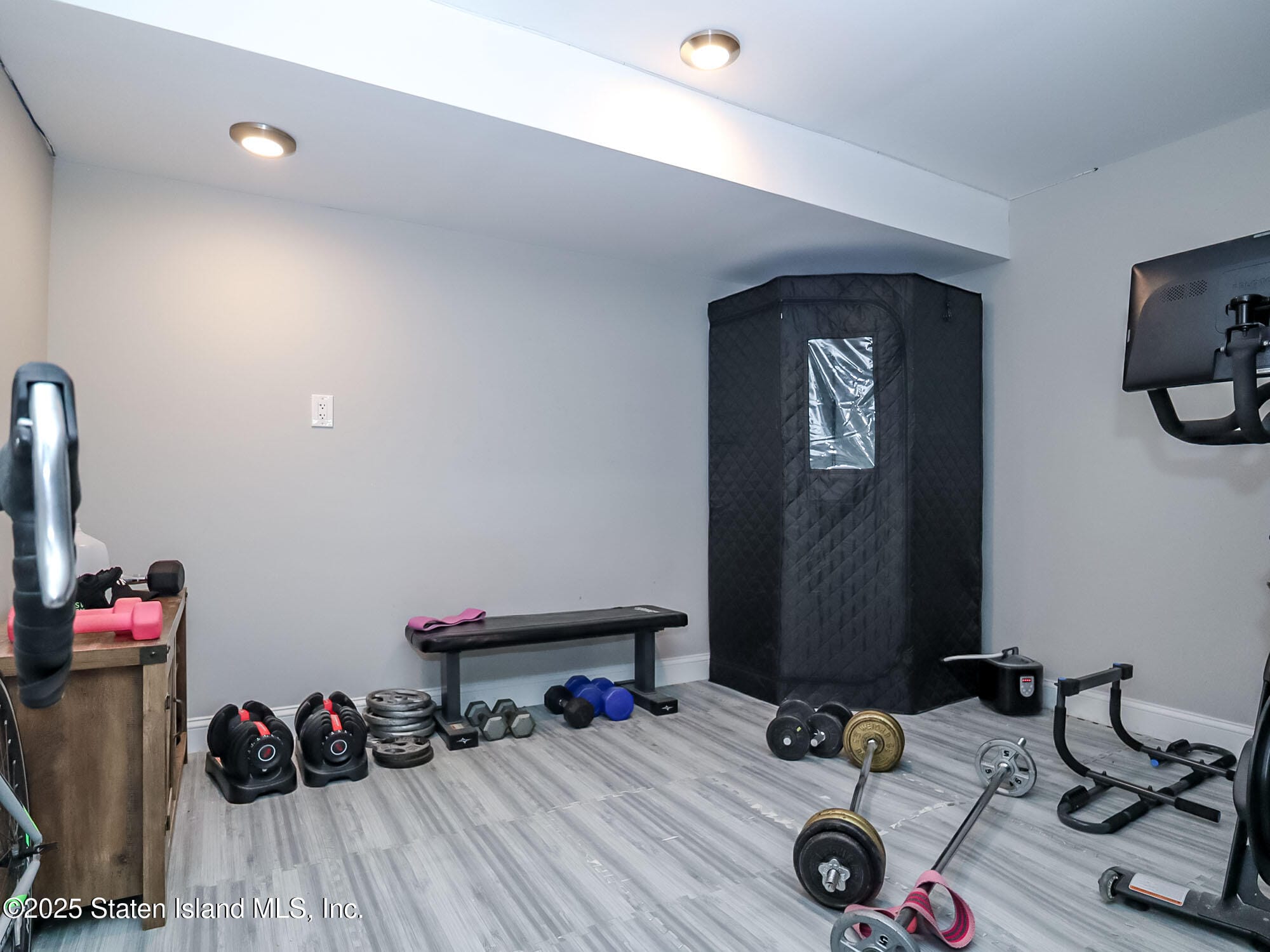 267 Woods Of Arden Road, Staten Island, NY, 10312 image 30