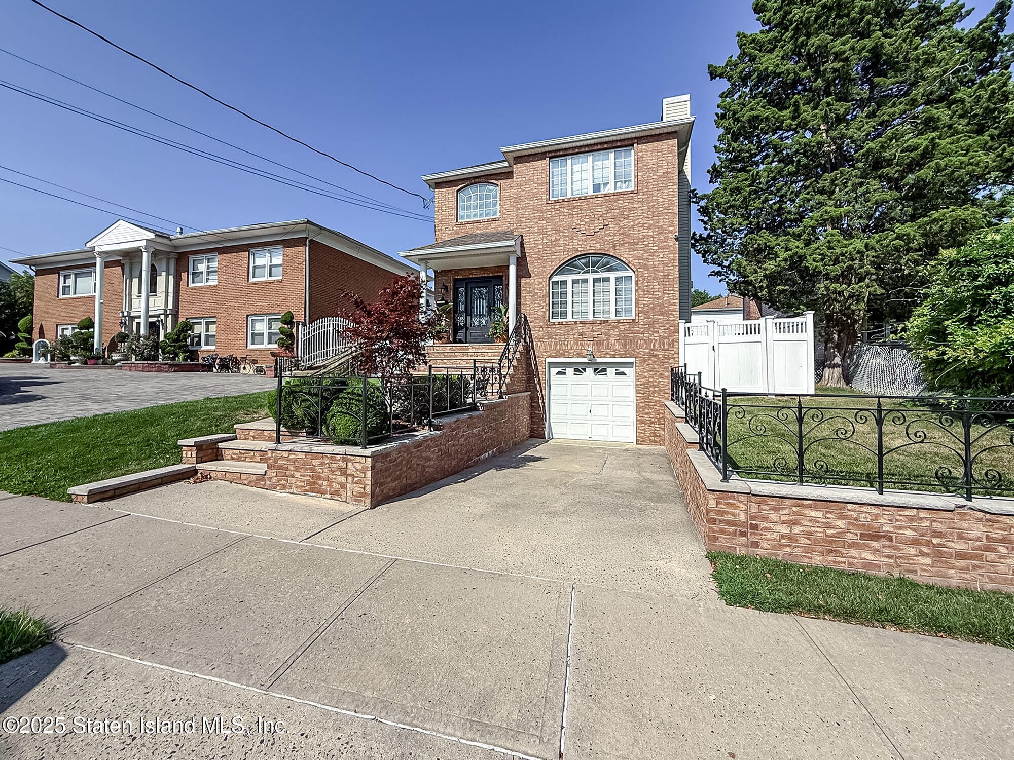 267 Woods Of Arden Road, Staten Island, NY, 10312 image 37