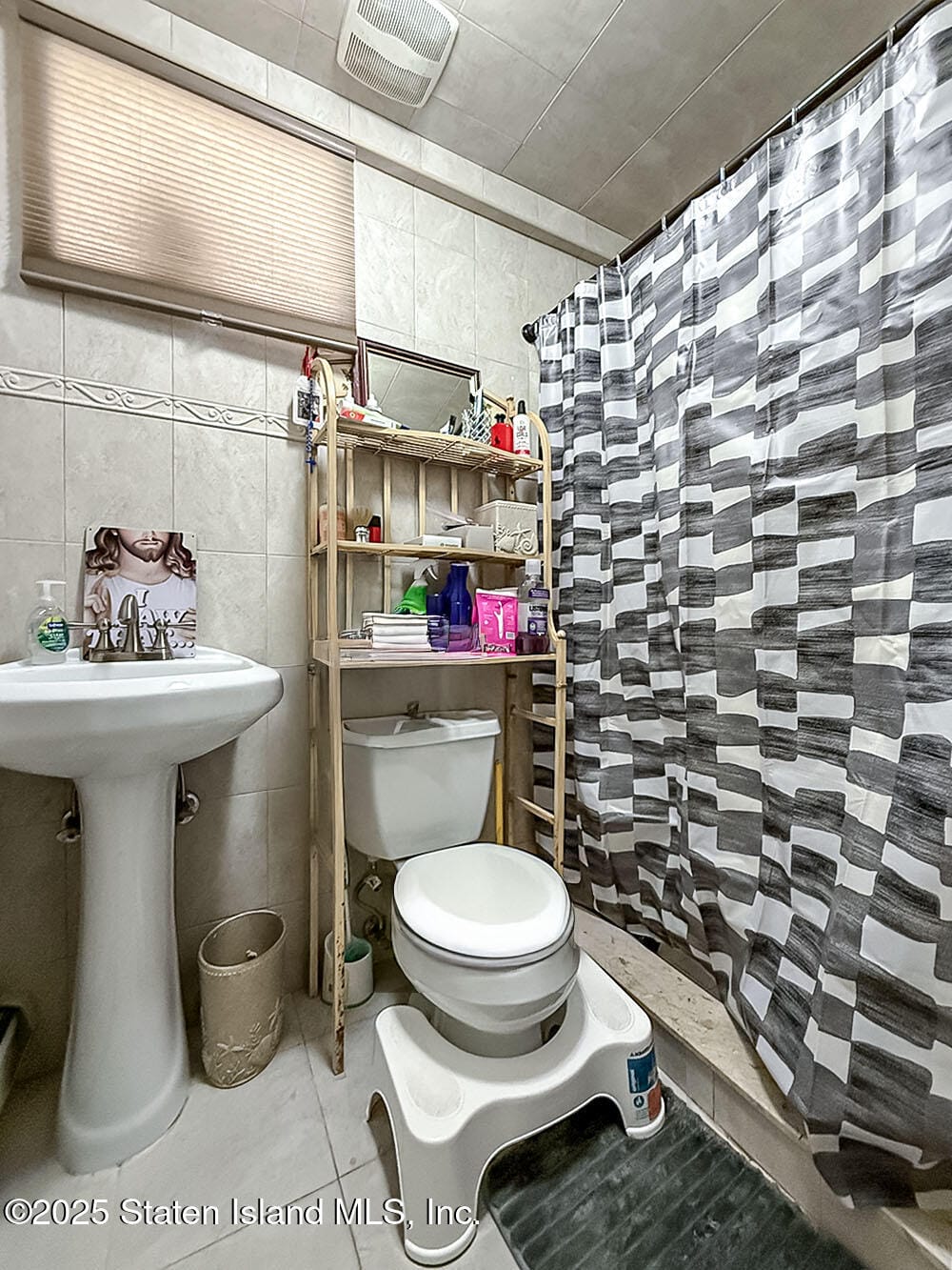 267 Woods Of Arden Road, Staten Island, NY, 10312 image 29