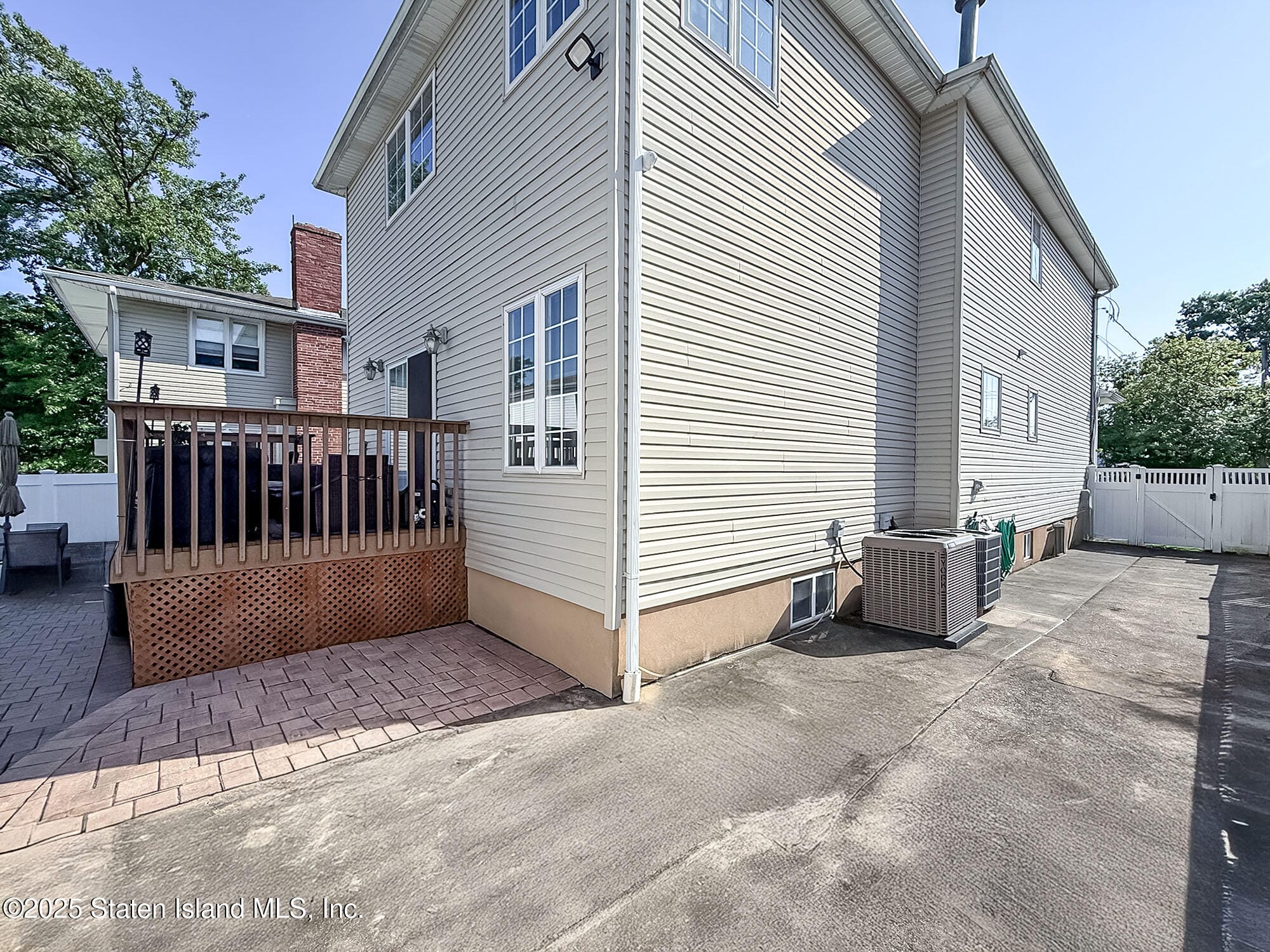 267 Woods Of Arden Road, Staten Island, NY, 10312 image 35