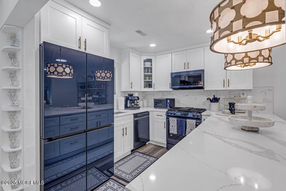 258 Clubhouse Drive, Middletown, NJ, 07748 image 9