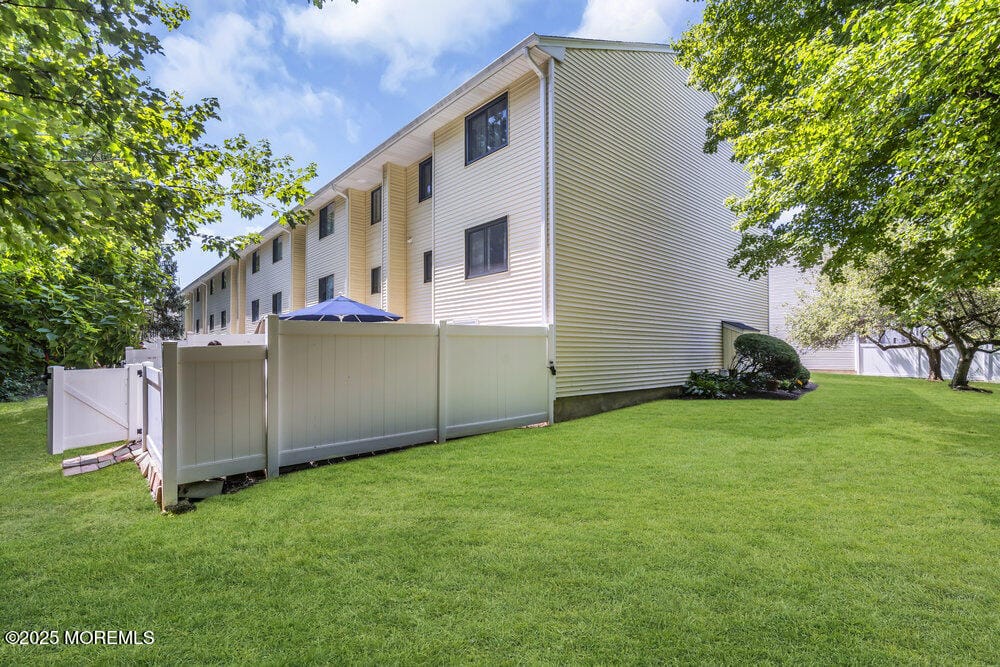 258 Clubhouse Drive, Middletown, NJ, 07748 image 23