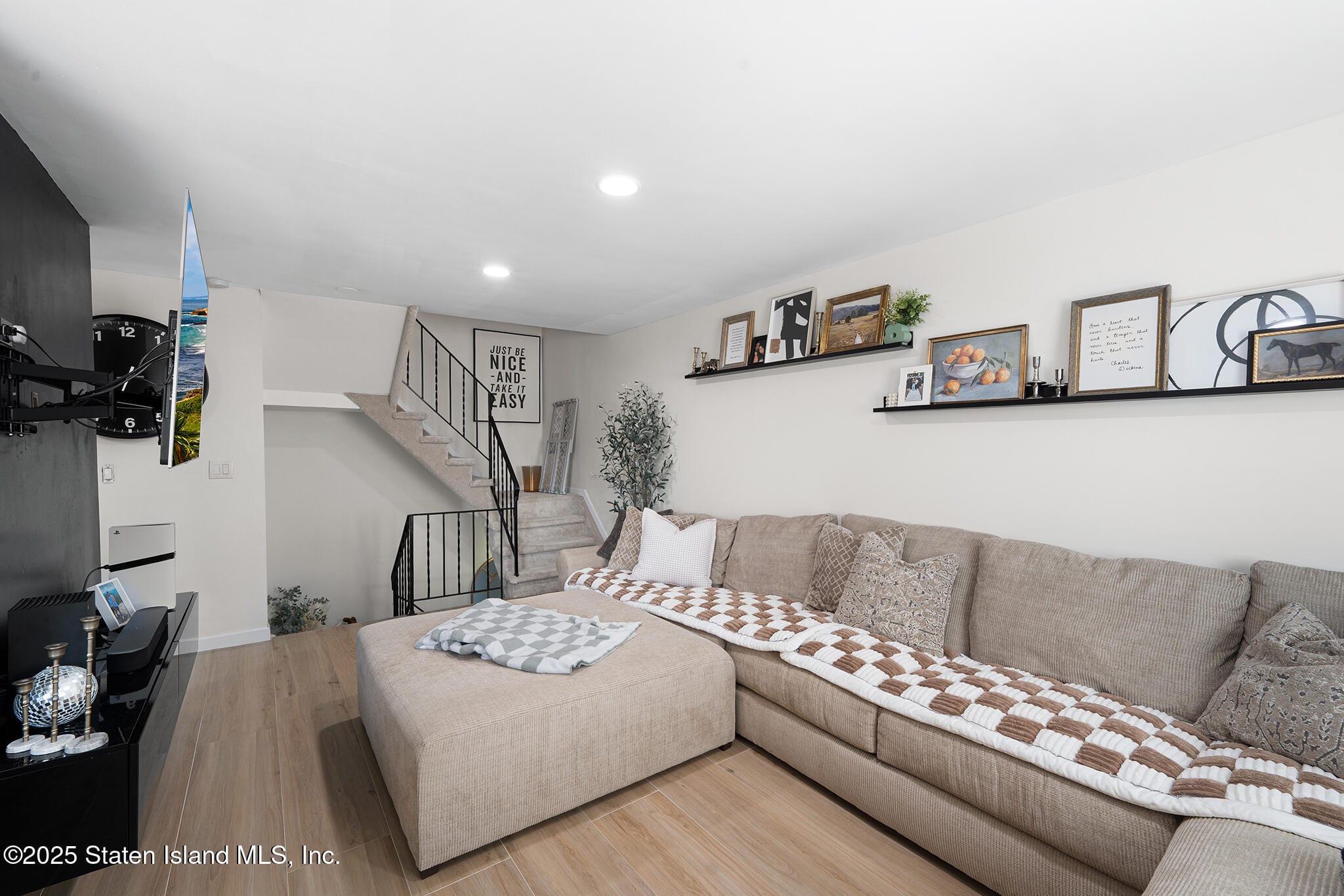 28 Wirt Lane, Staten Island, NY, 10309 image 7