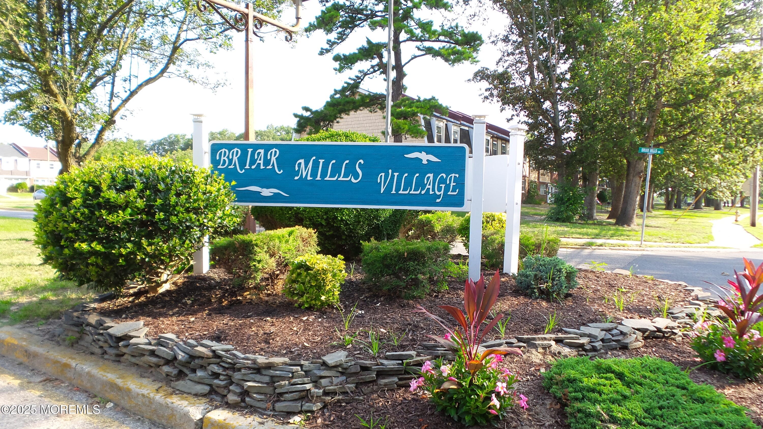 2 Briar Mills Drive Image 1