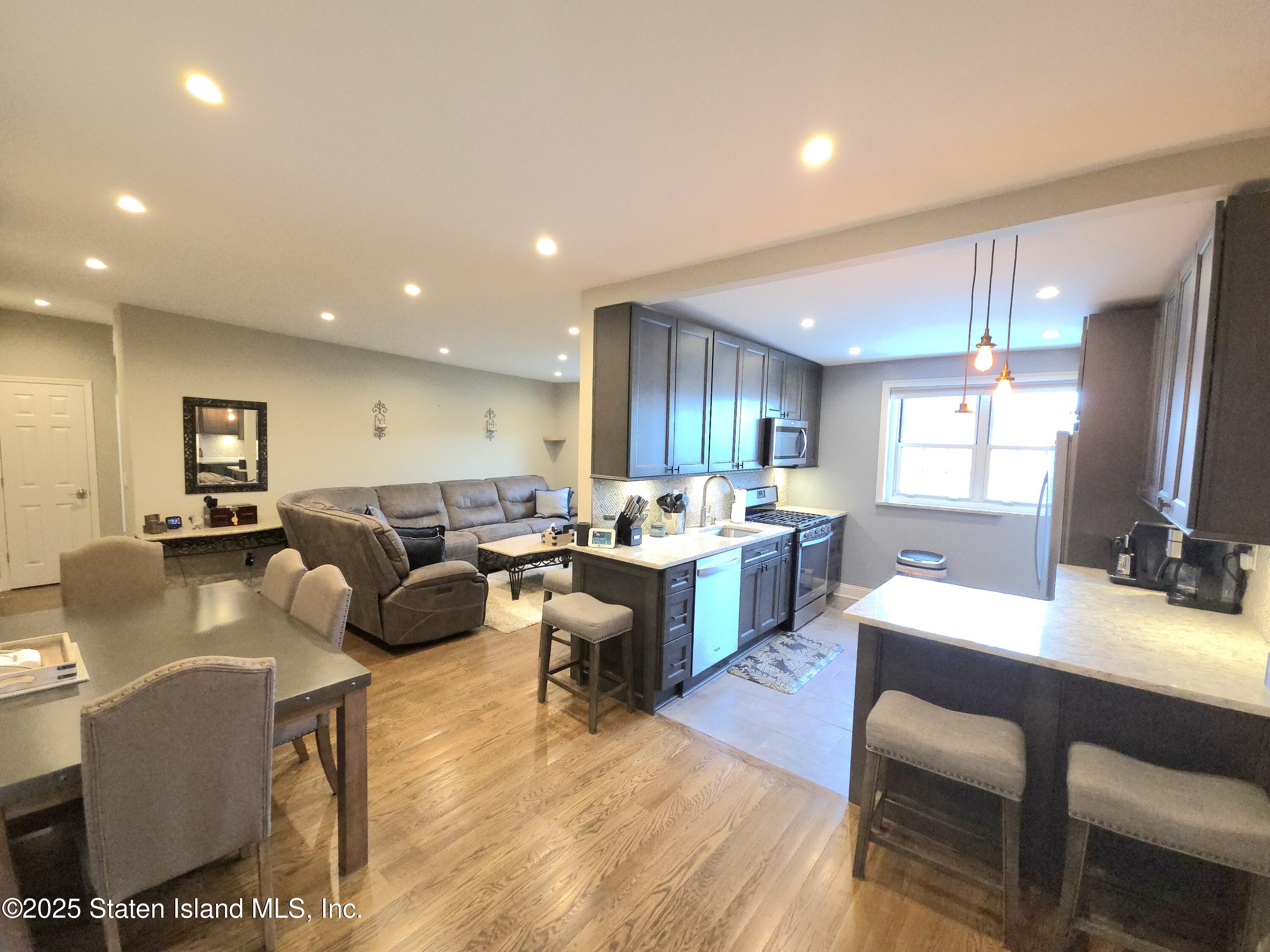 400 Maryland Avenue 3d, Staten Island, NY, 10305 image 7