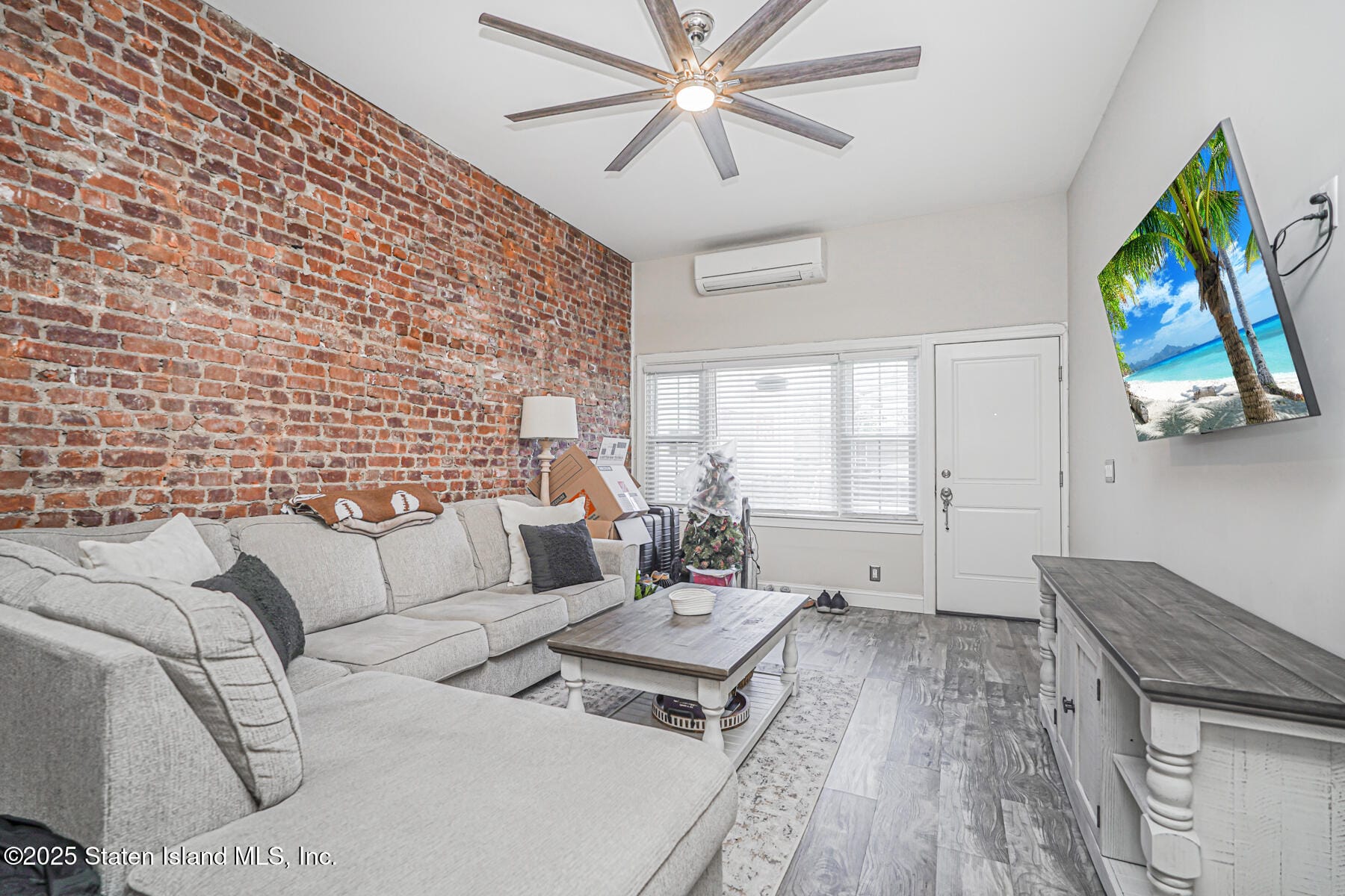 6384 Amboy Road Image 4