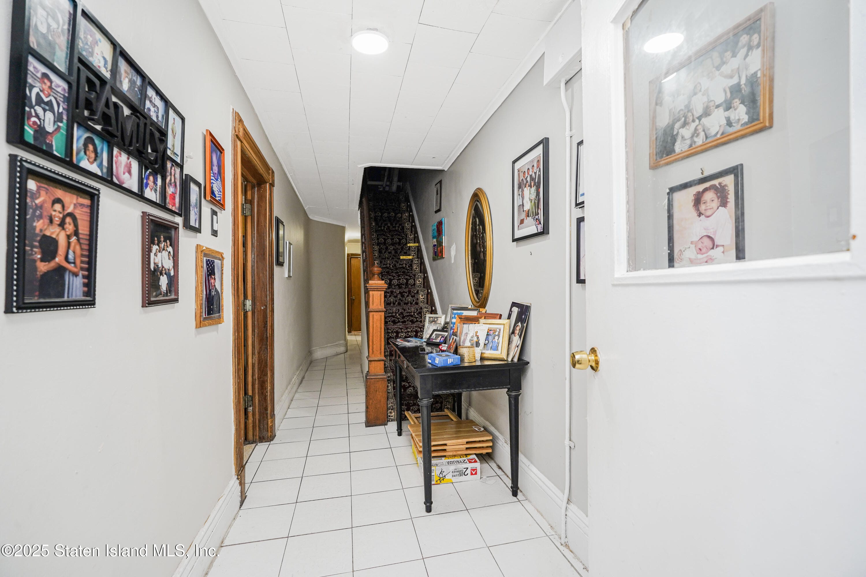 517 40 Street Image 3
