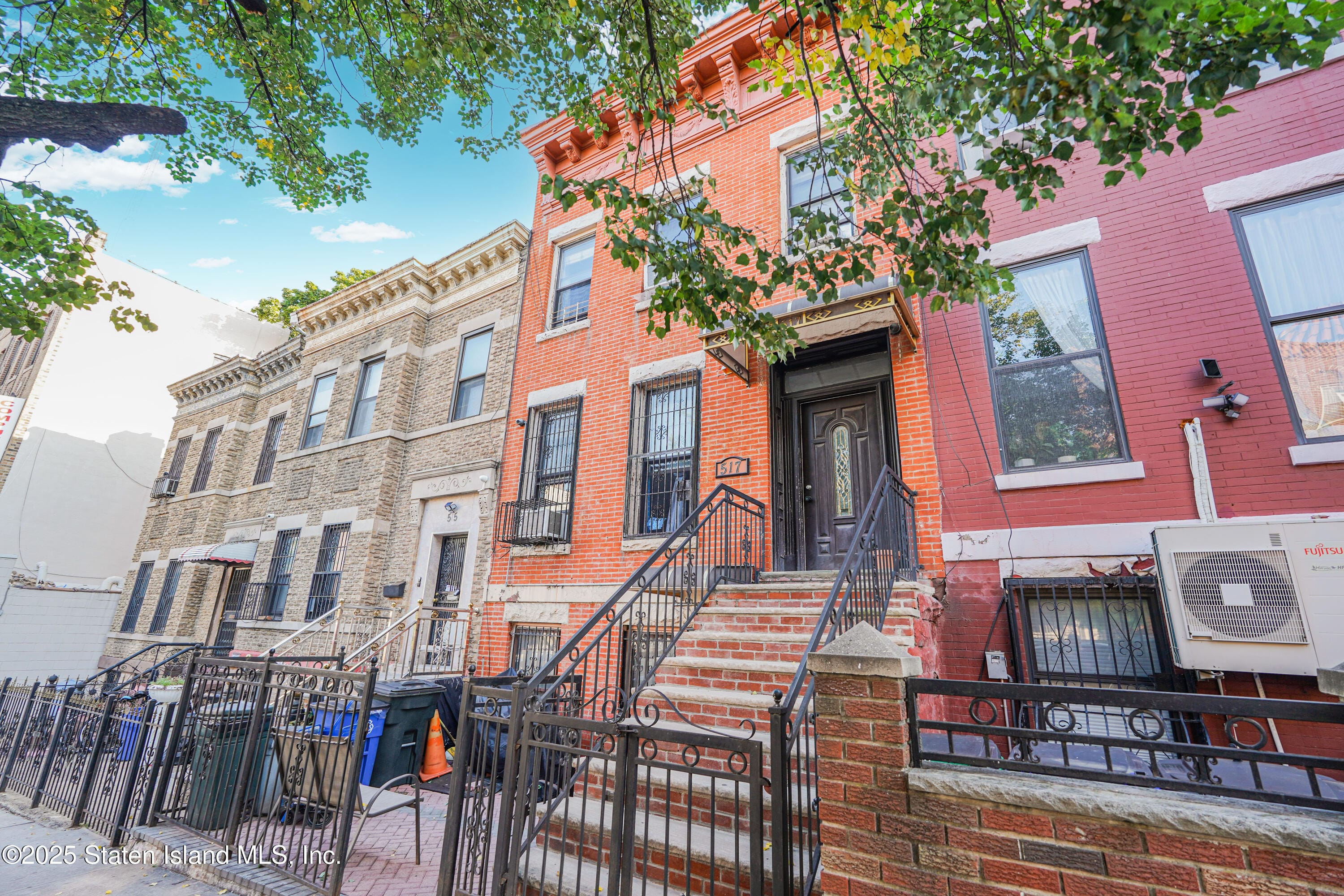 517 40 Street Image 2