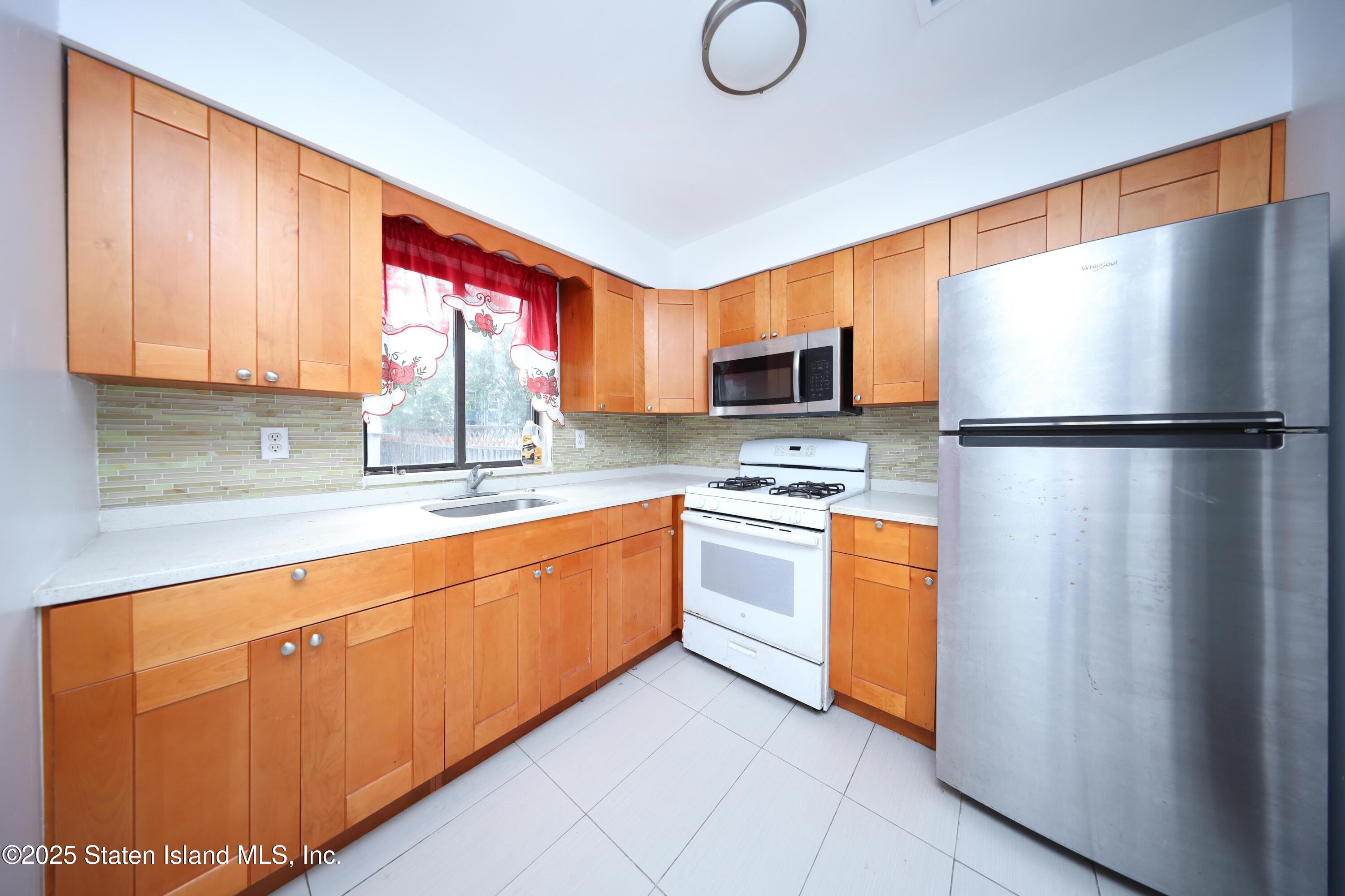 176 Arlington Place, Staten Island, NY, 10303 image 7