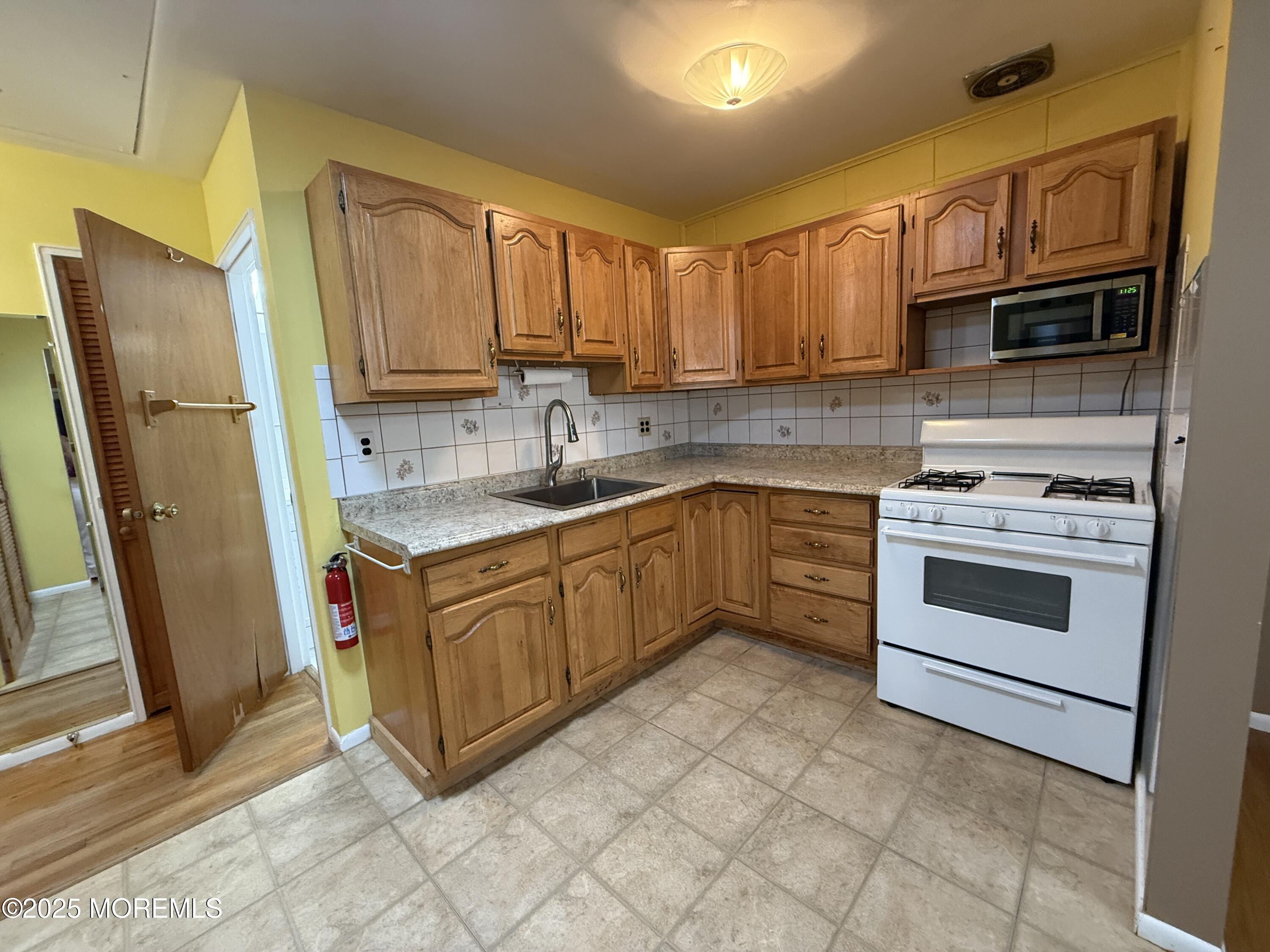 21 Cedar Street D, Toms River, NJ, 08757 image 9