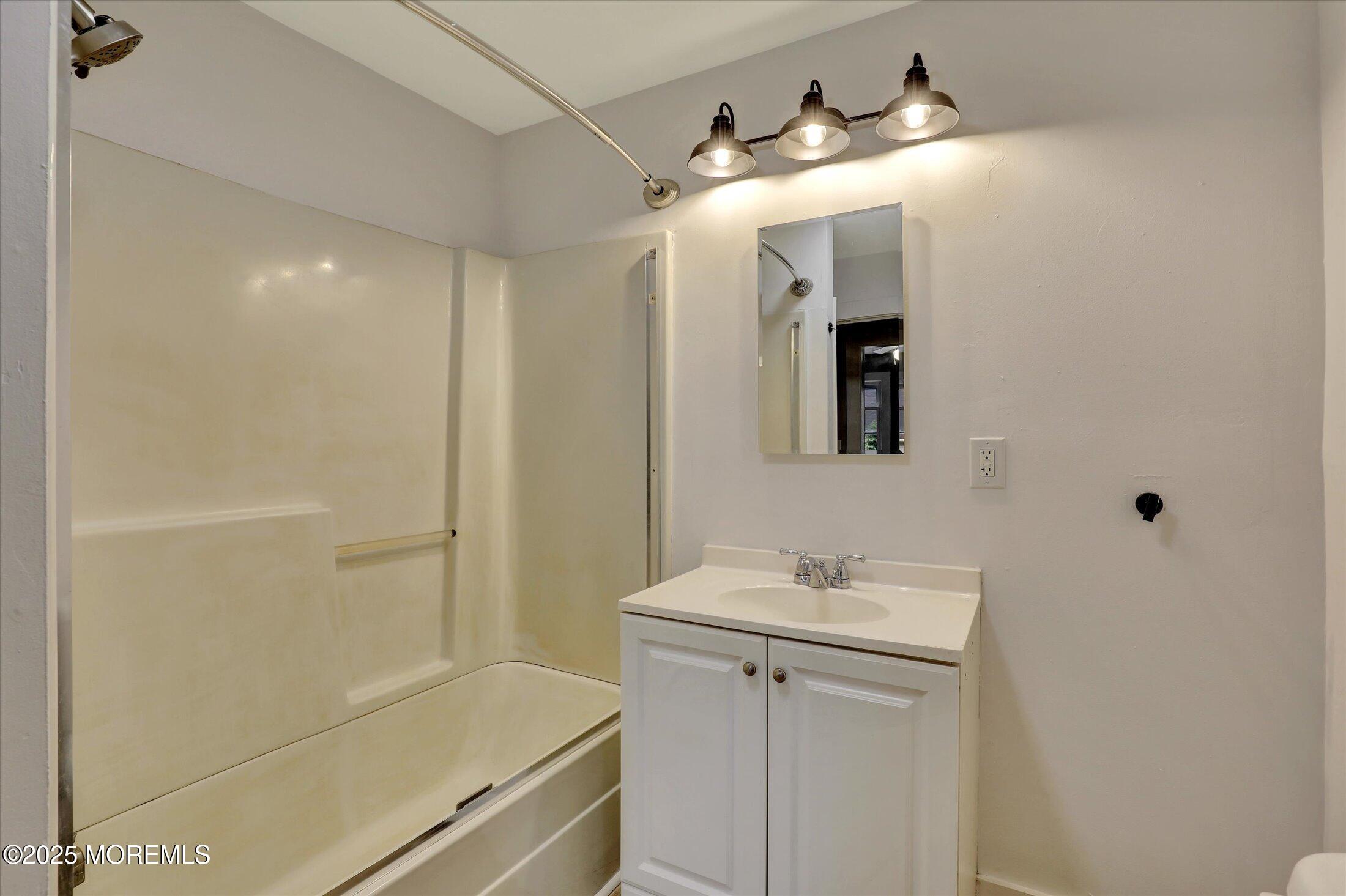 131 Asbury Road, Farmingdale, NJ, 07727 image 32