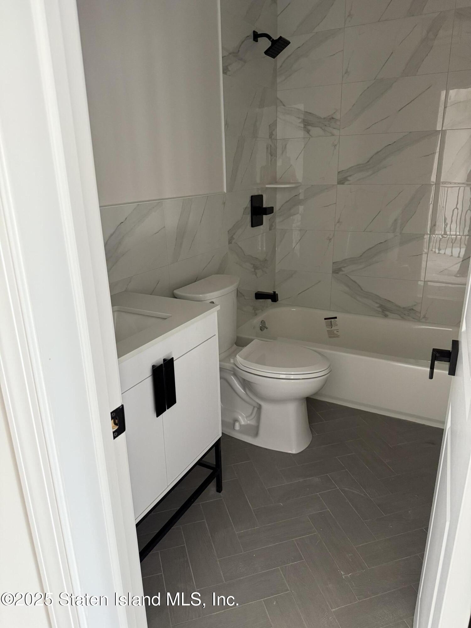 1047 Edgegrove Avenue, Staten Island, NY, 10309 image 19