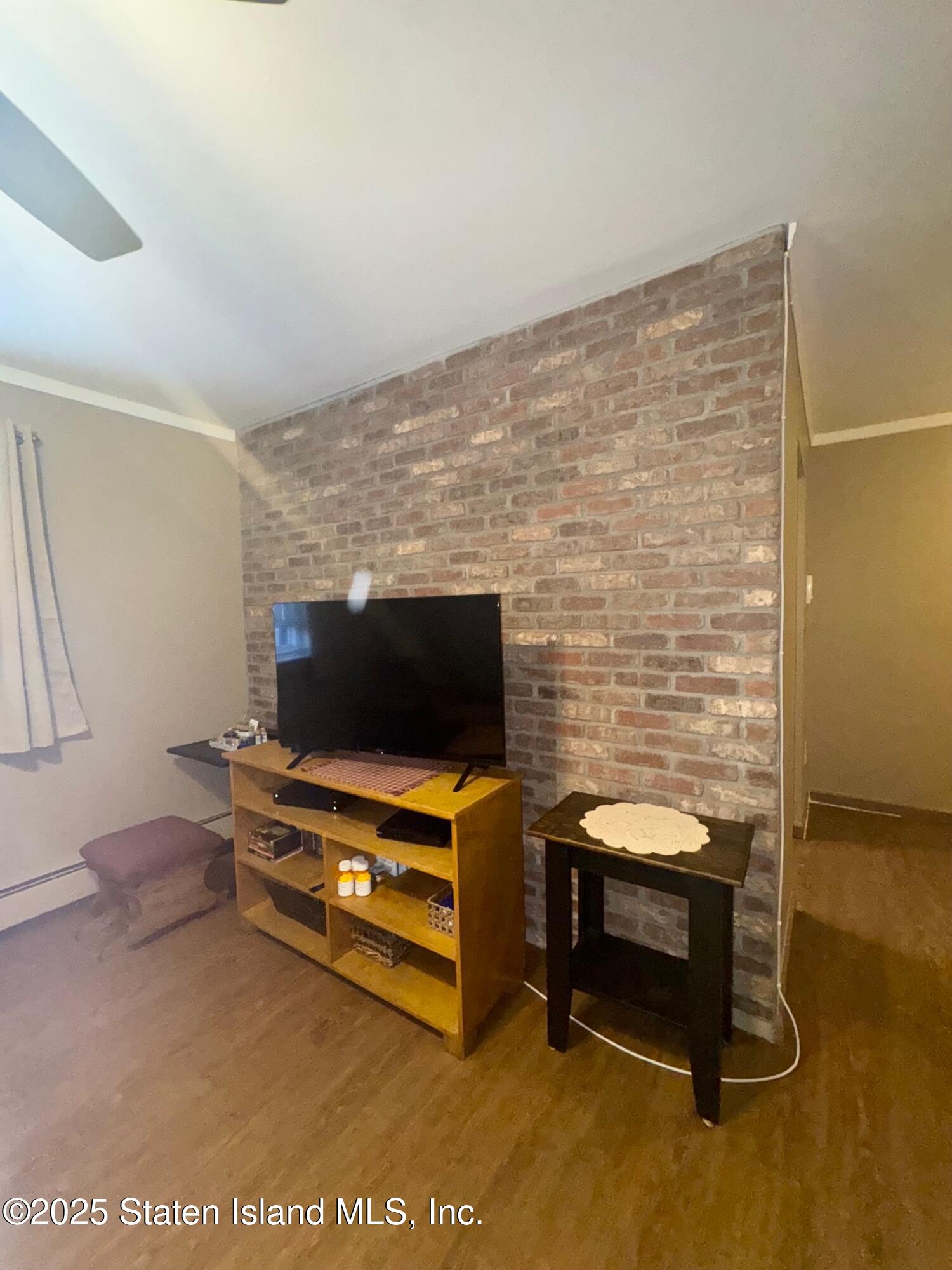 422 Maryland Avenue 1d Image 3