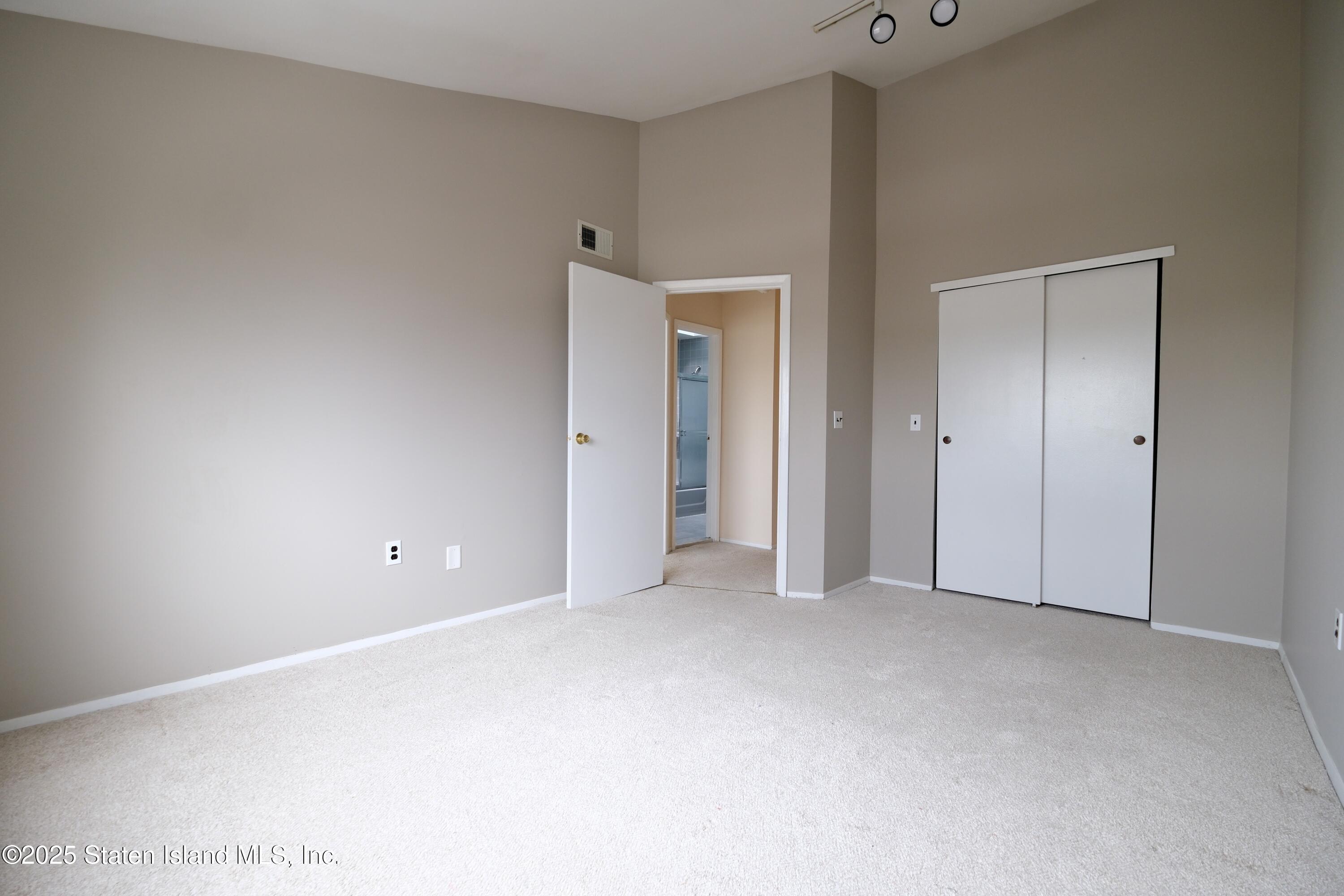 276 Hett Avenue, Staten Island, NY, 10306 image 10