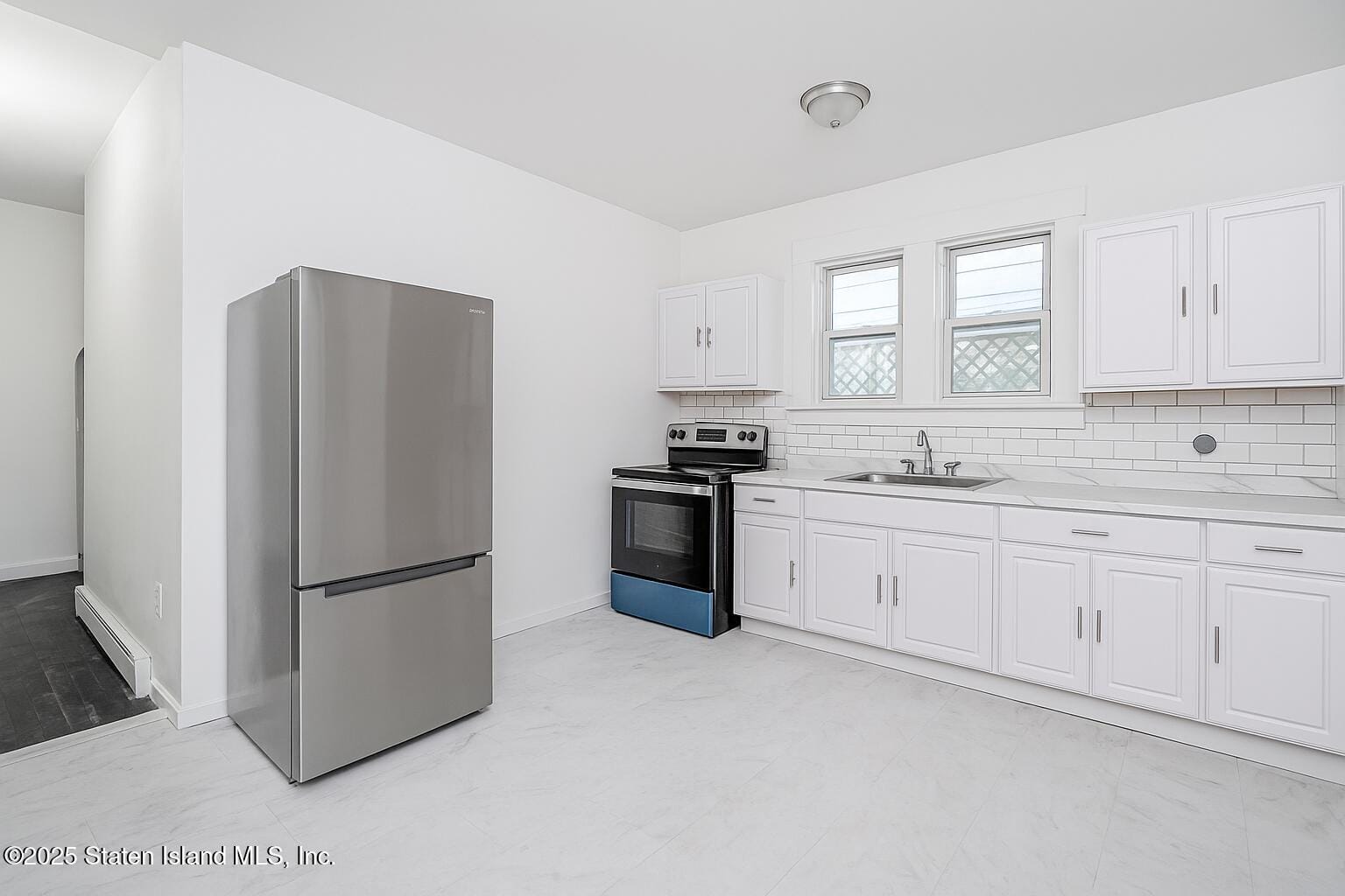 16 Van Buren Street Image 3