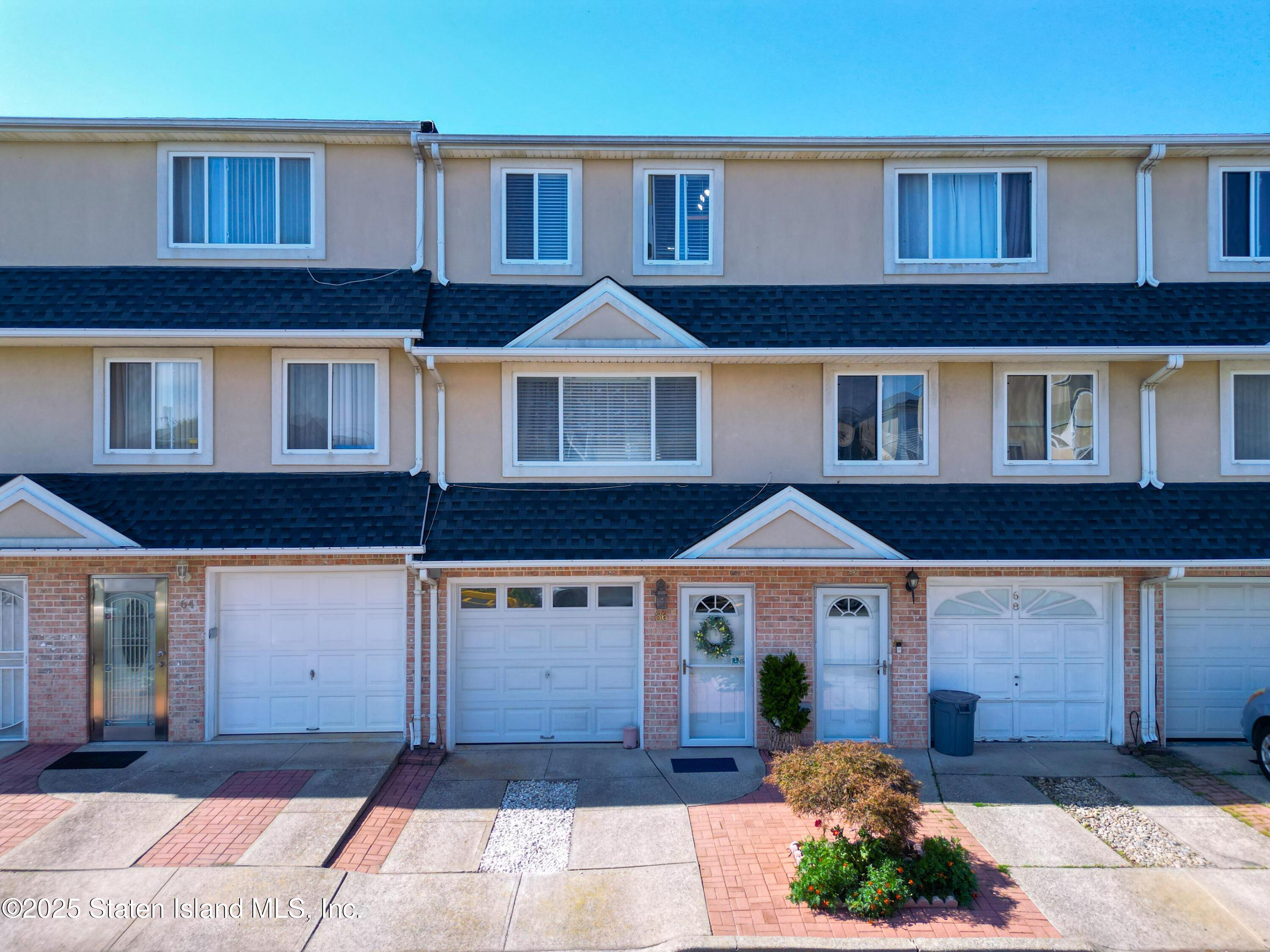 66 Seagate Court Image 1