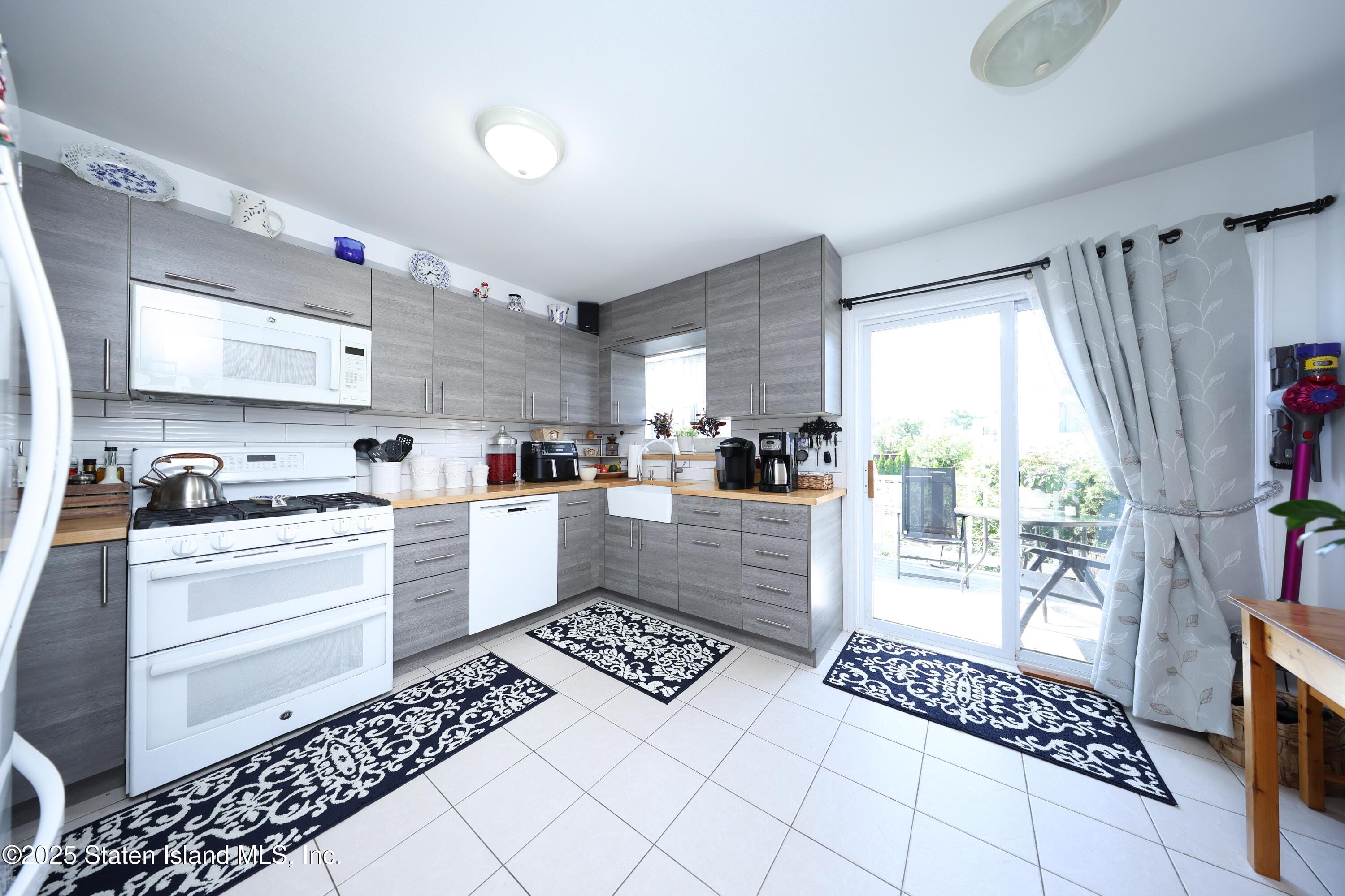 66 Seagate Court, Staten Island, NY, 10305 image 7