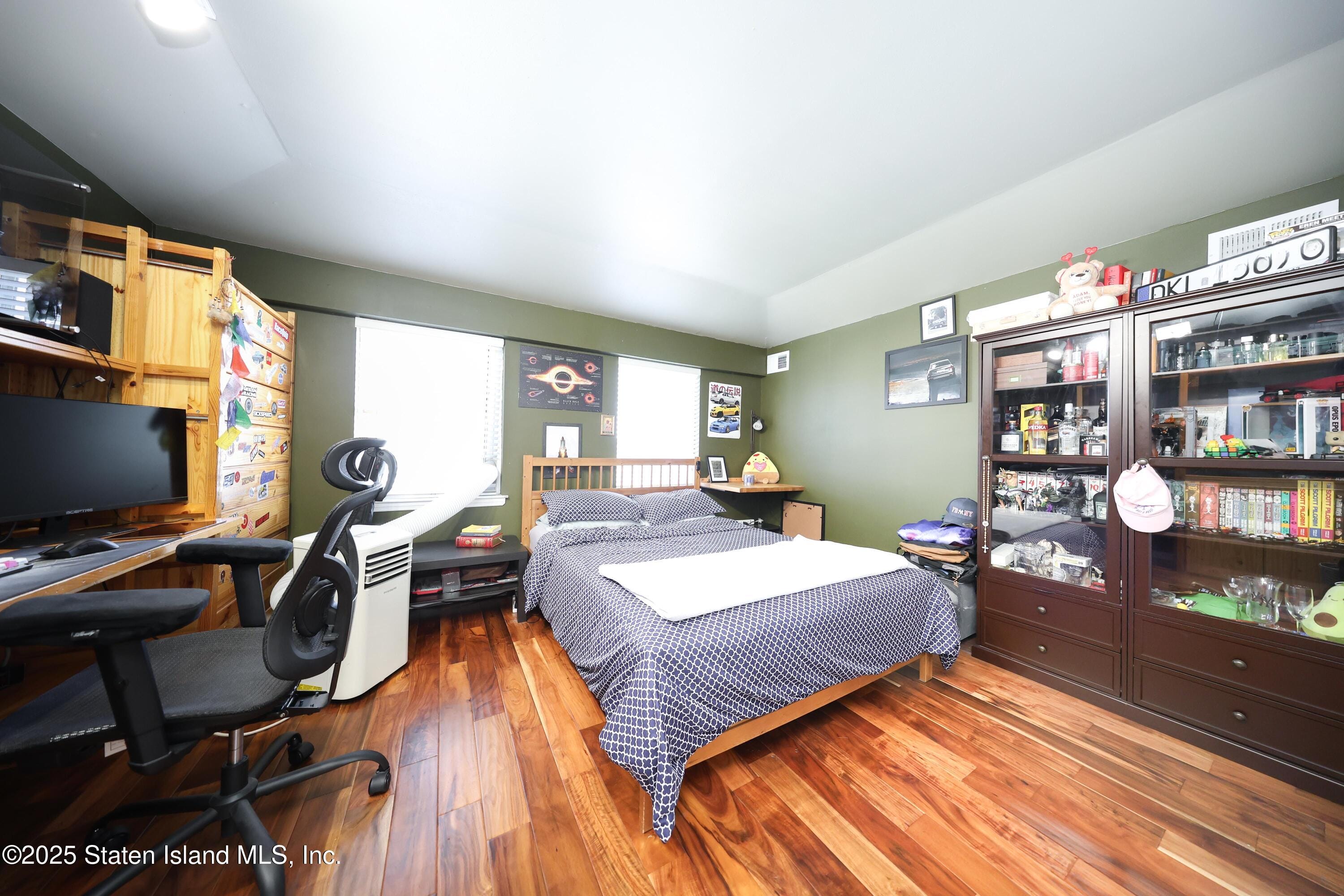 66 Seagate Court, Staten Island, NY, 10305 image 18