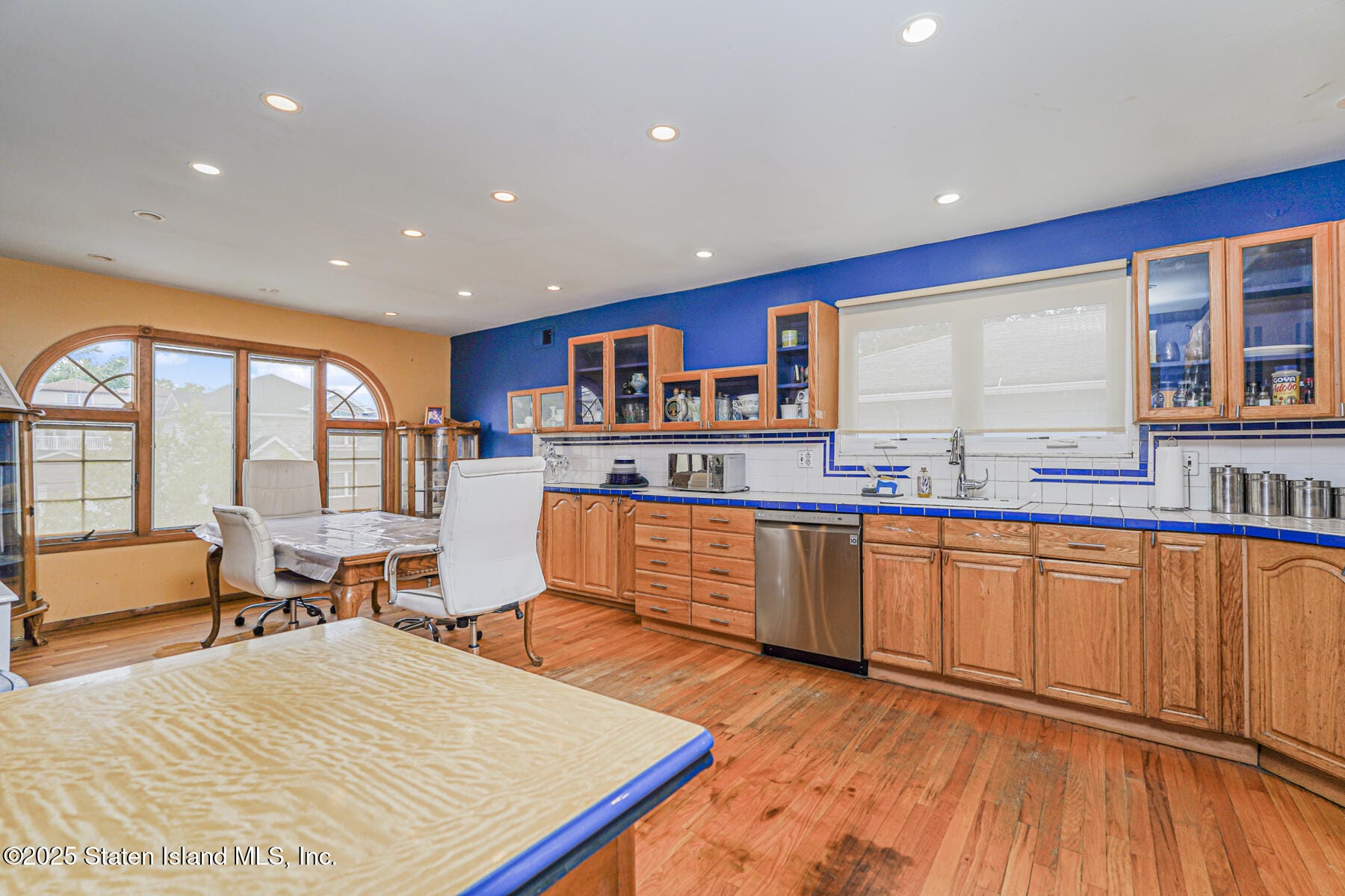 880 Sinclair Avenue, Staten Island, NY, 10309 image 6