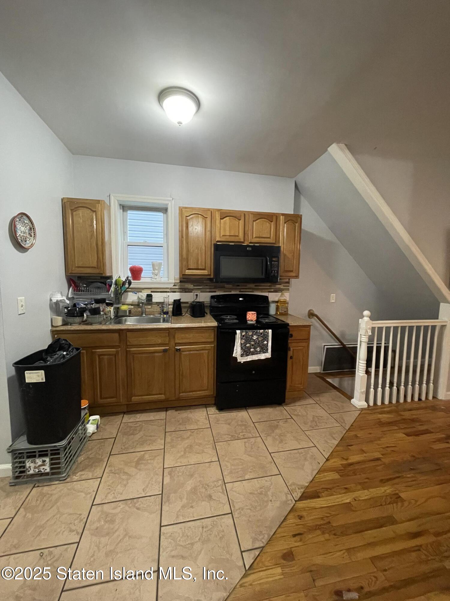 61 Gordon Street Image 3