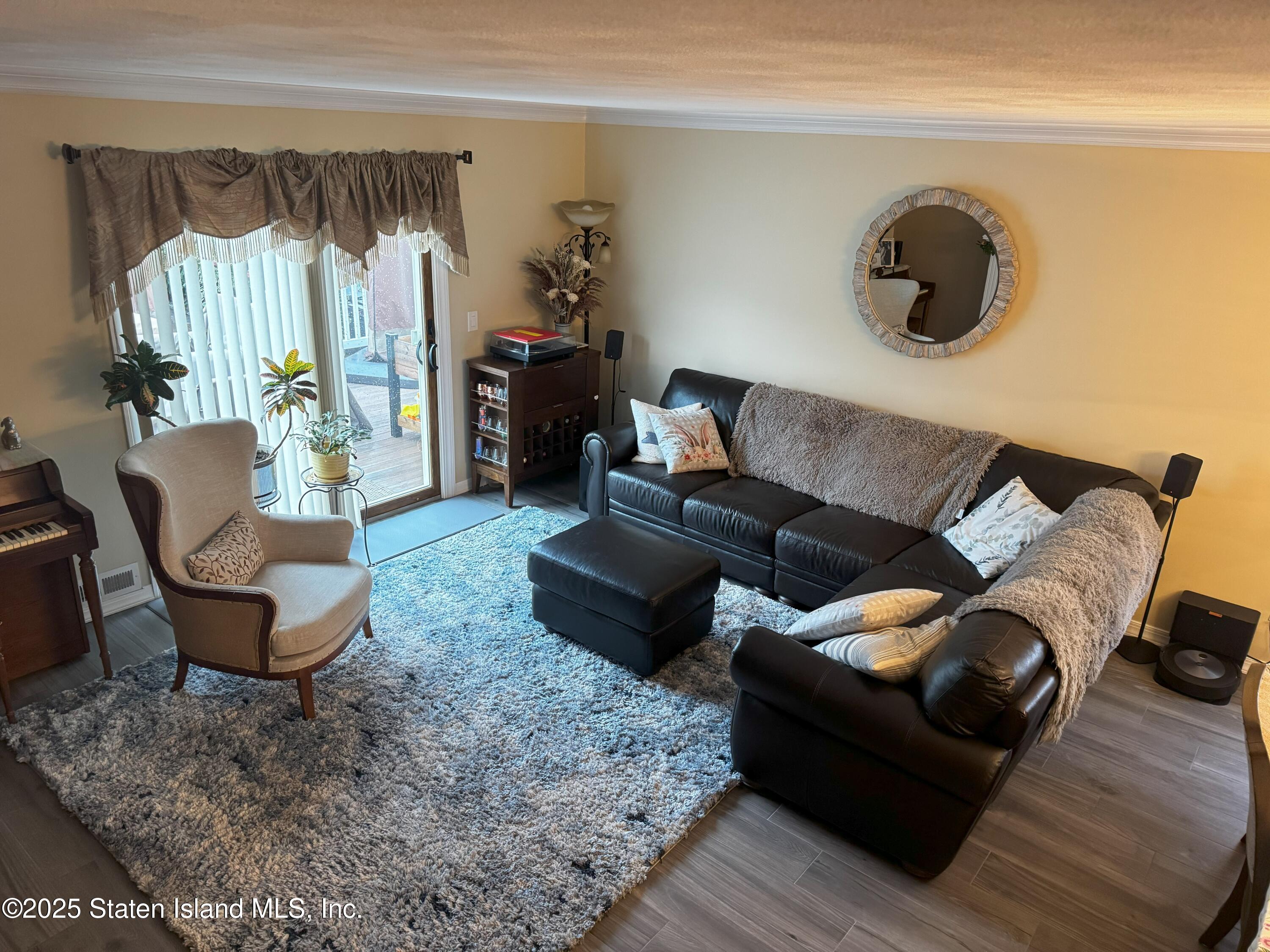87 Vincent Avenue Image 5