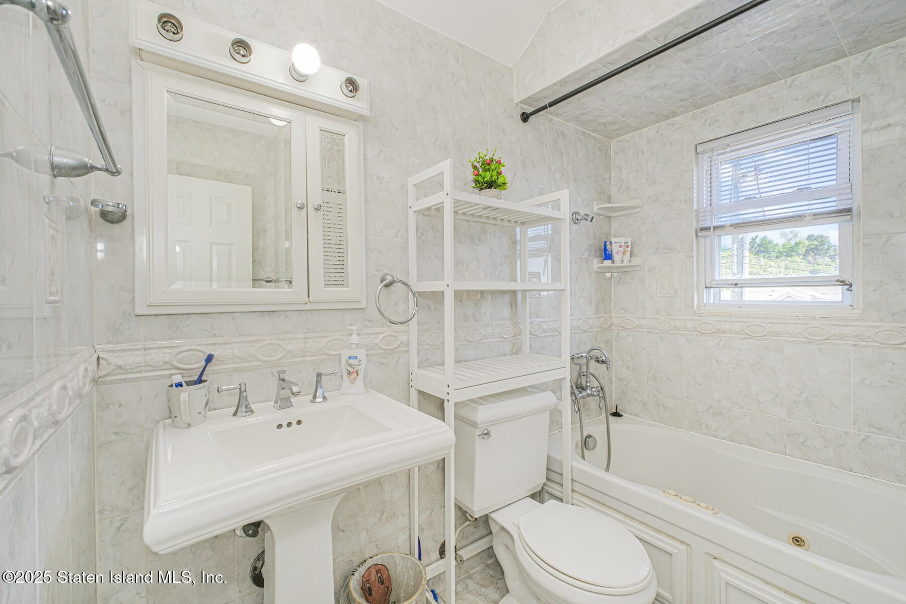 119 Skyline Drive, Staten Island, NY, 10304 image 30