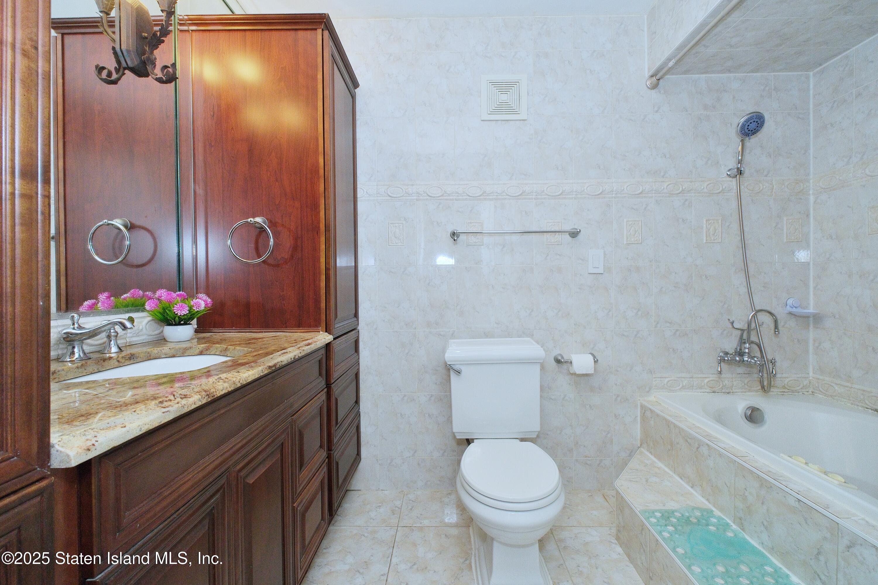 119 Skyline Drive, Staten Island, NY, 10304 image 31