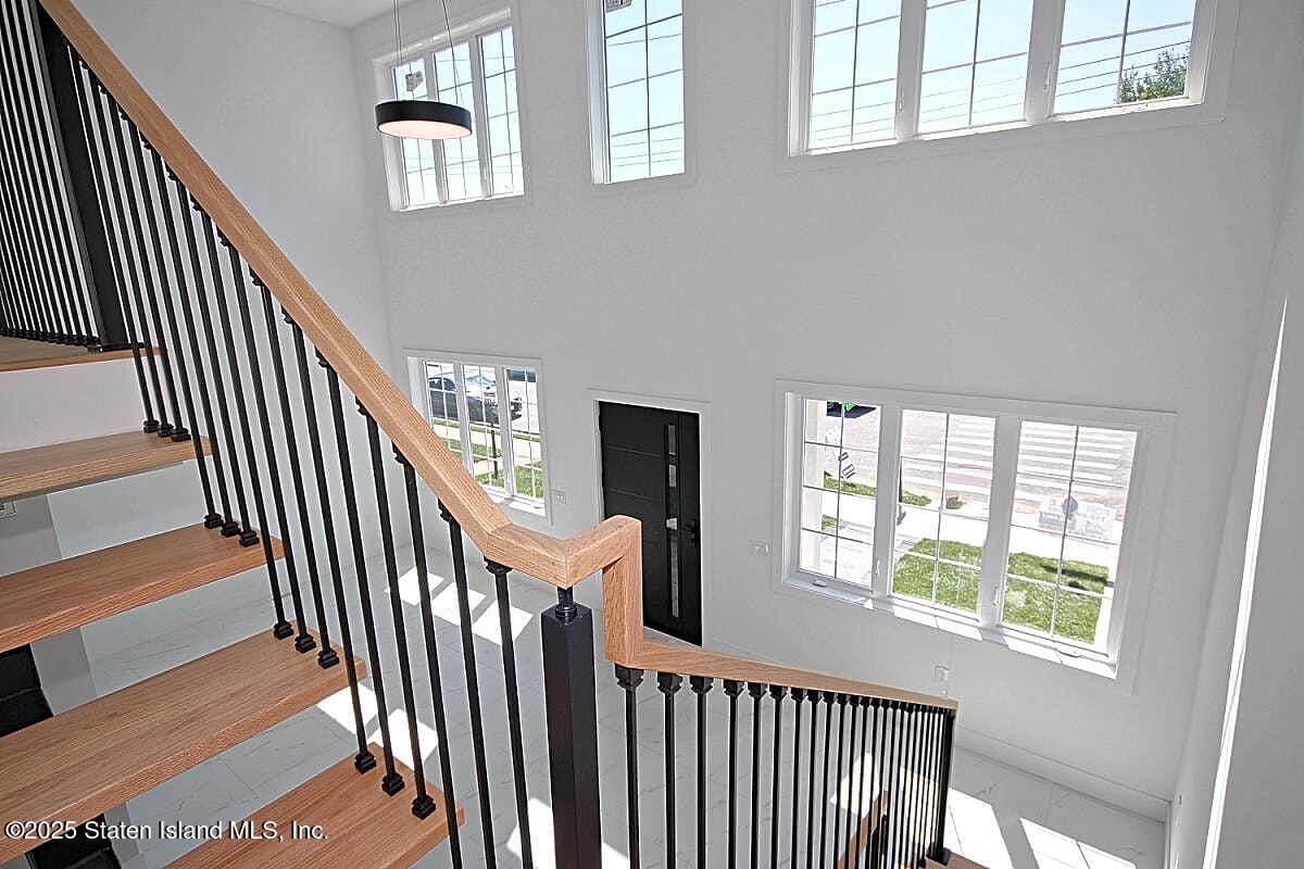 51 Bedford Avenue, Staten Island, NY, 10306 image 9