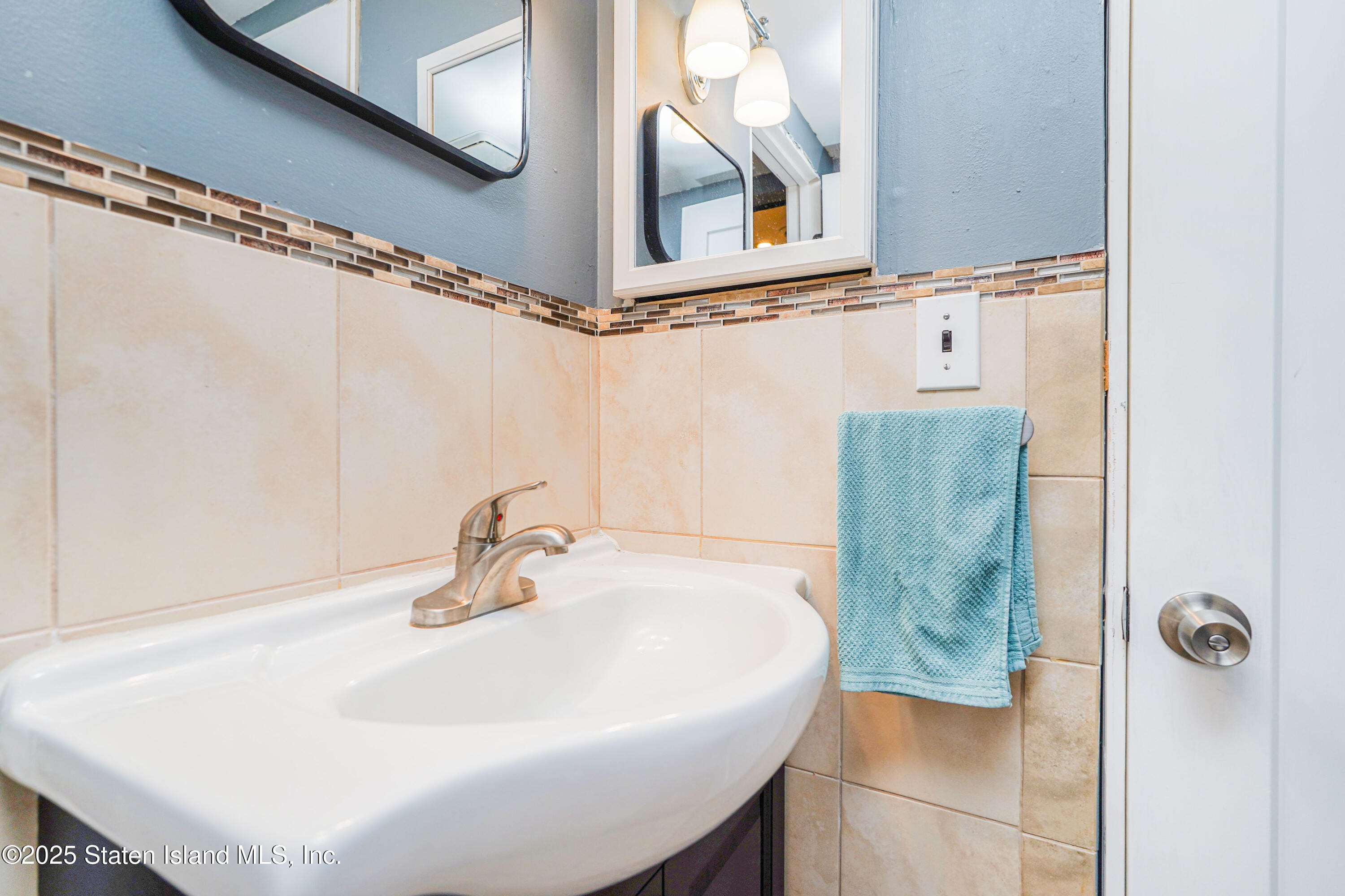 108 Surfside Plaza, Staten Island, NY, 10307 image 9