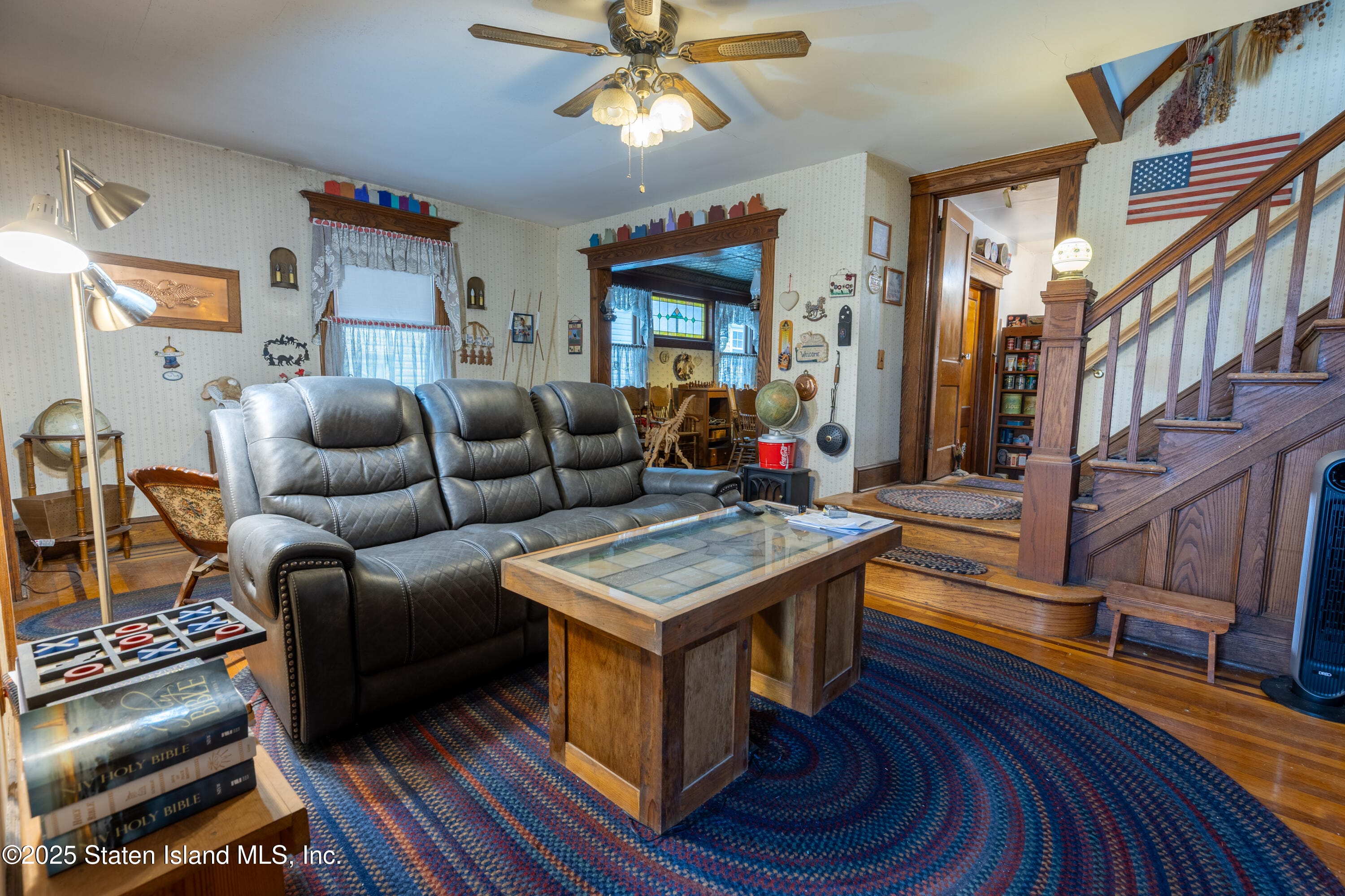 348 Decker Avenue Image 2