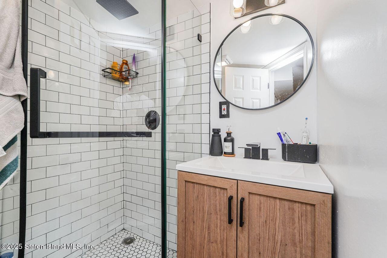 330 Virginia Avenue, Staten Island, NY, 10305 image 24