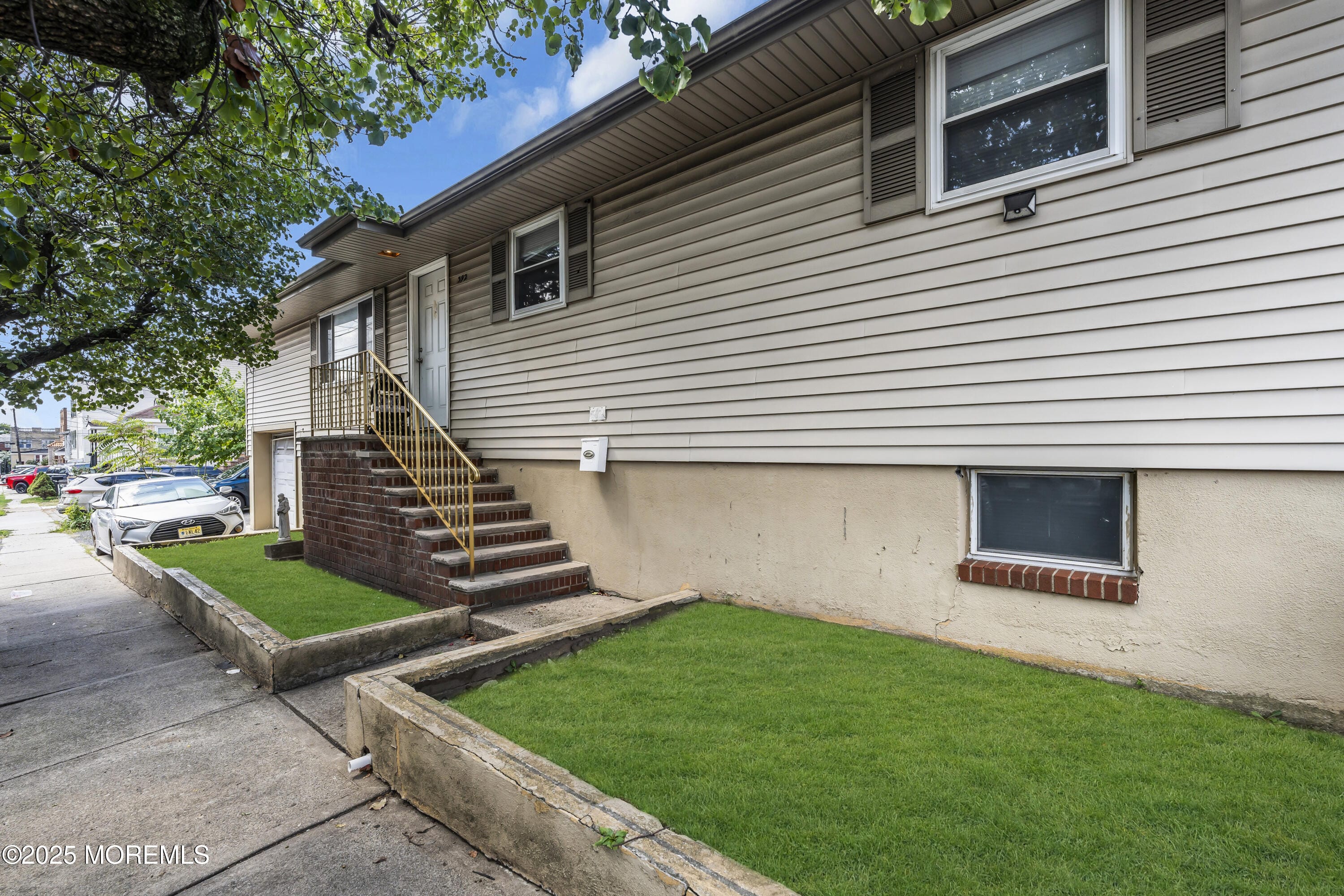 392 Walker Street Image 2