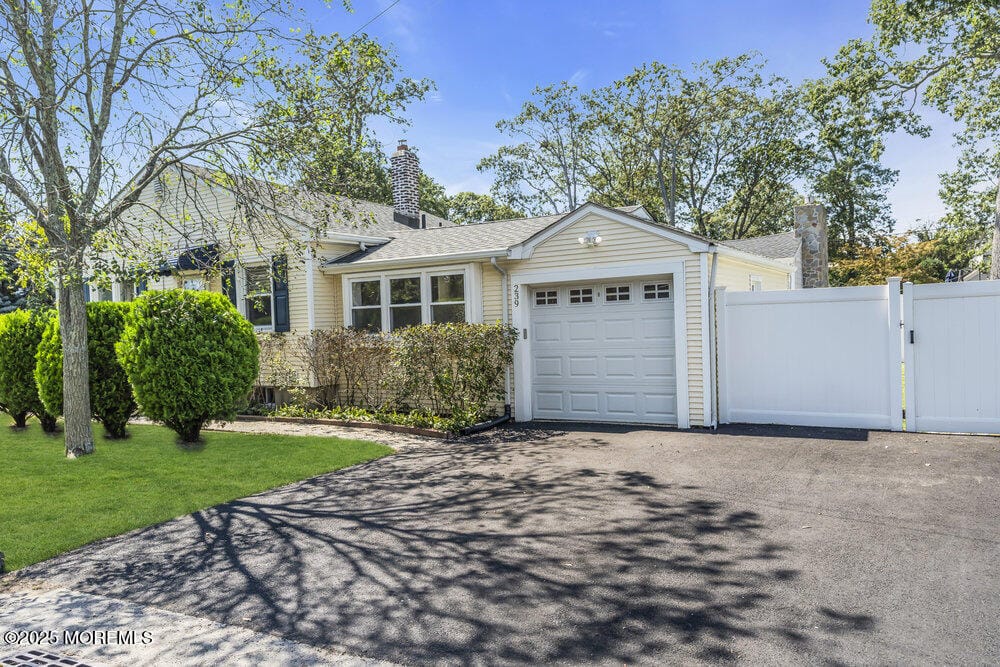 239 Jaehnel Parkway Image 2