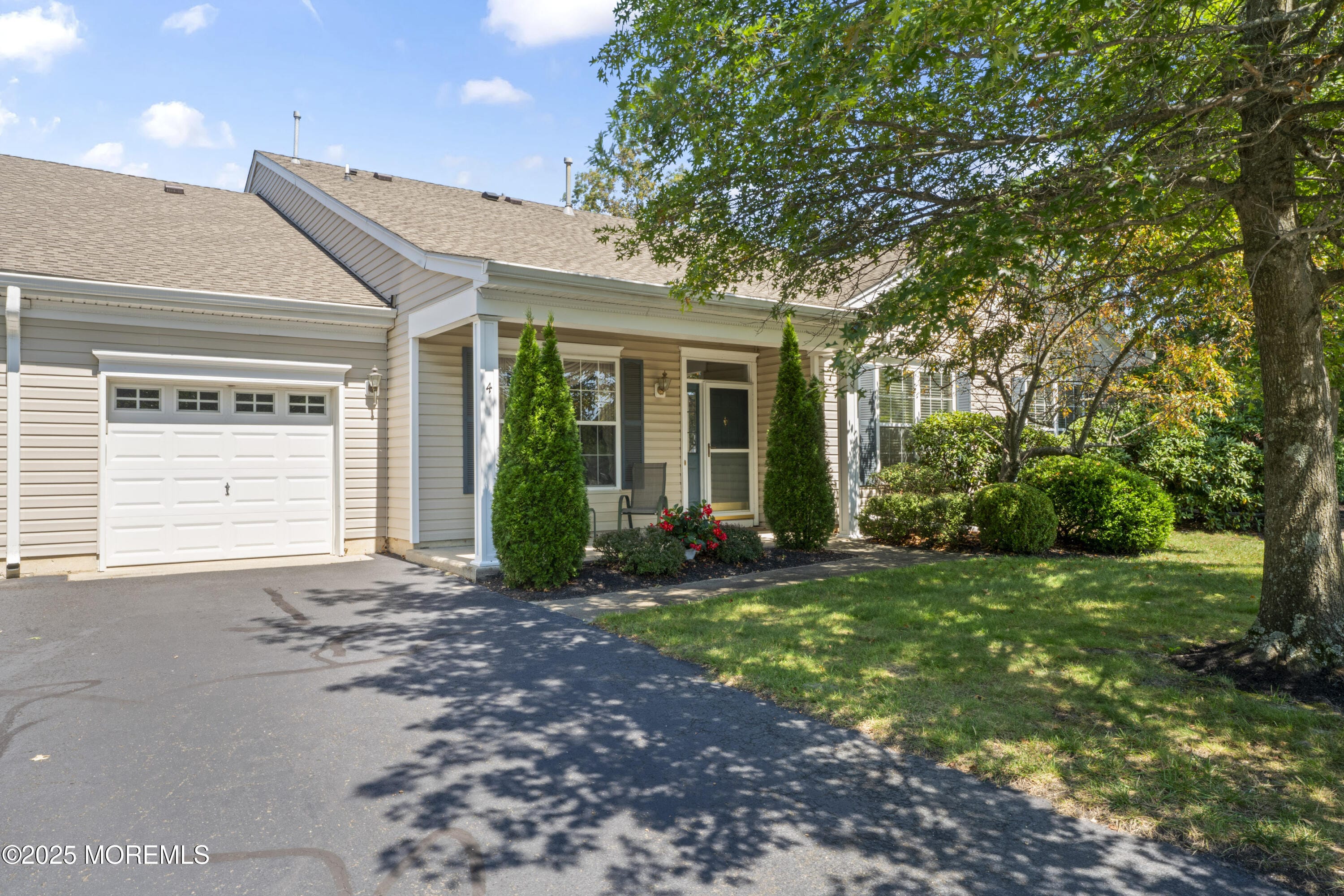 4 Silverside Road, Lakewood, NJ, 08701