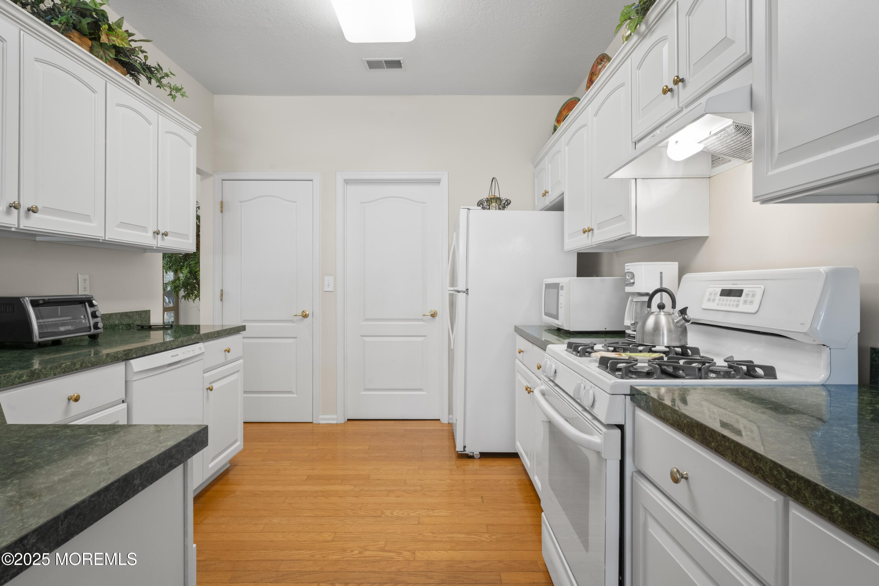 4 Silverside Road, Lakewood, NJ, 08701 image 7