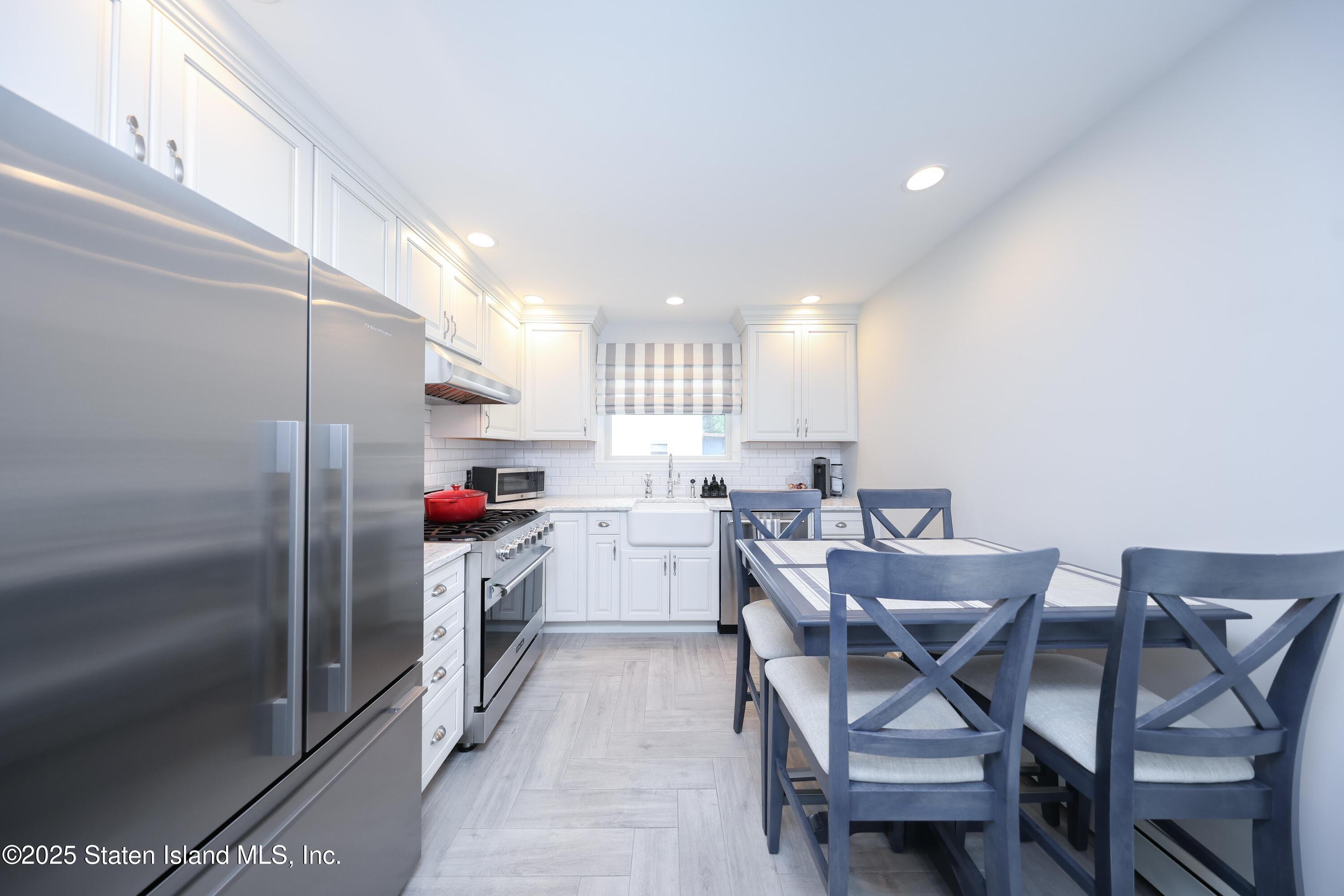 54 S Railroad Avenue, Staten Island, NY, 10305 image 7
