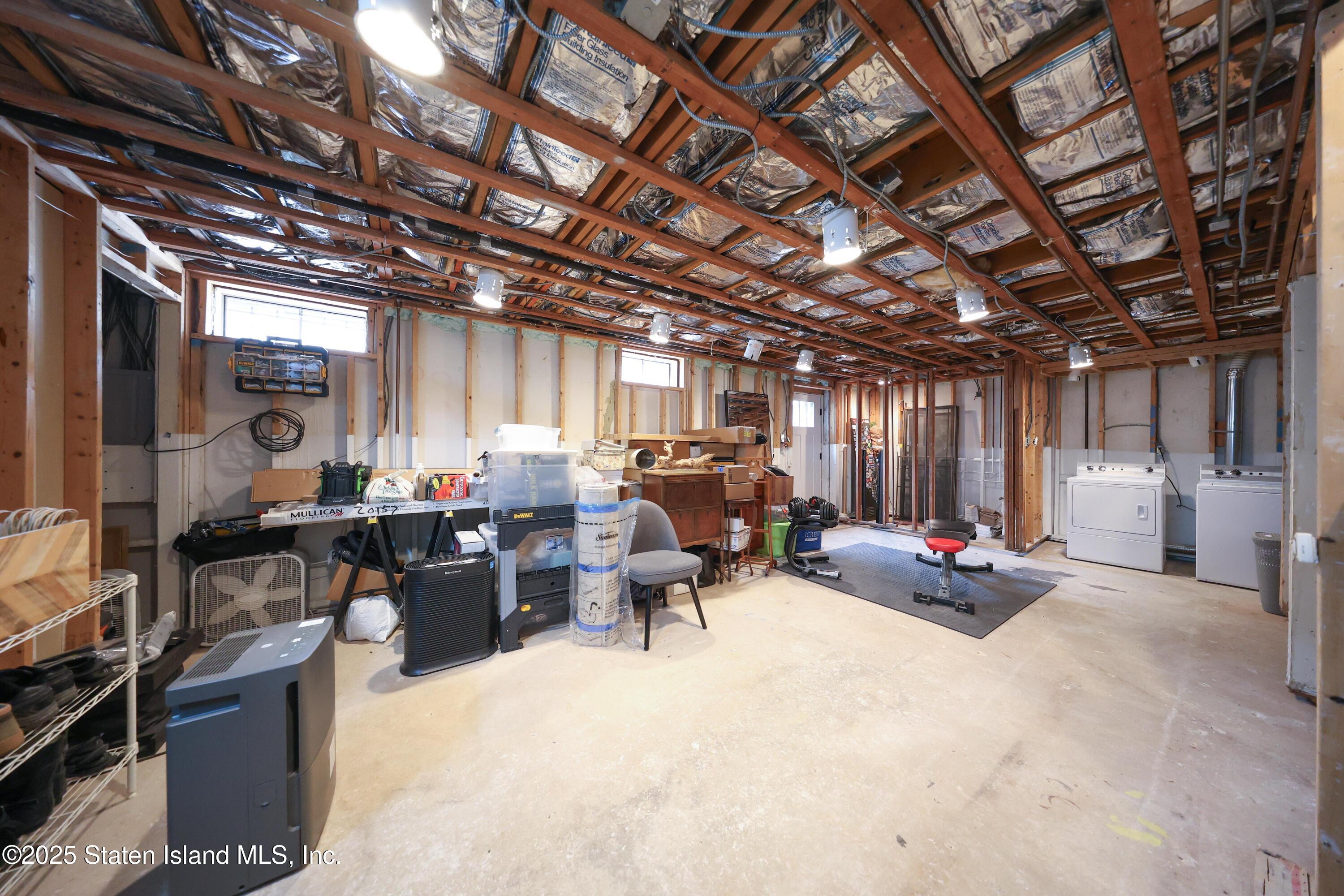 54 S Railroad Avenue, Staten Island, NY, 10305 image 16