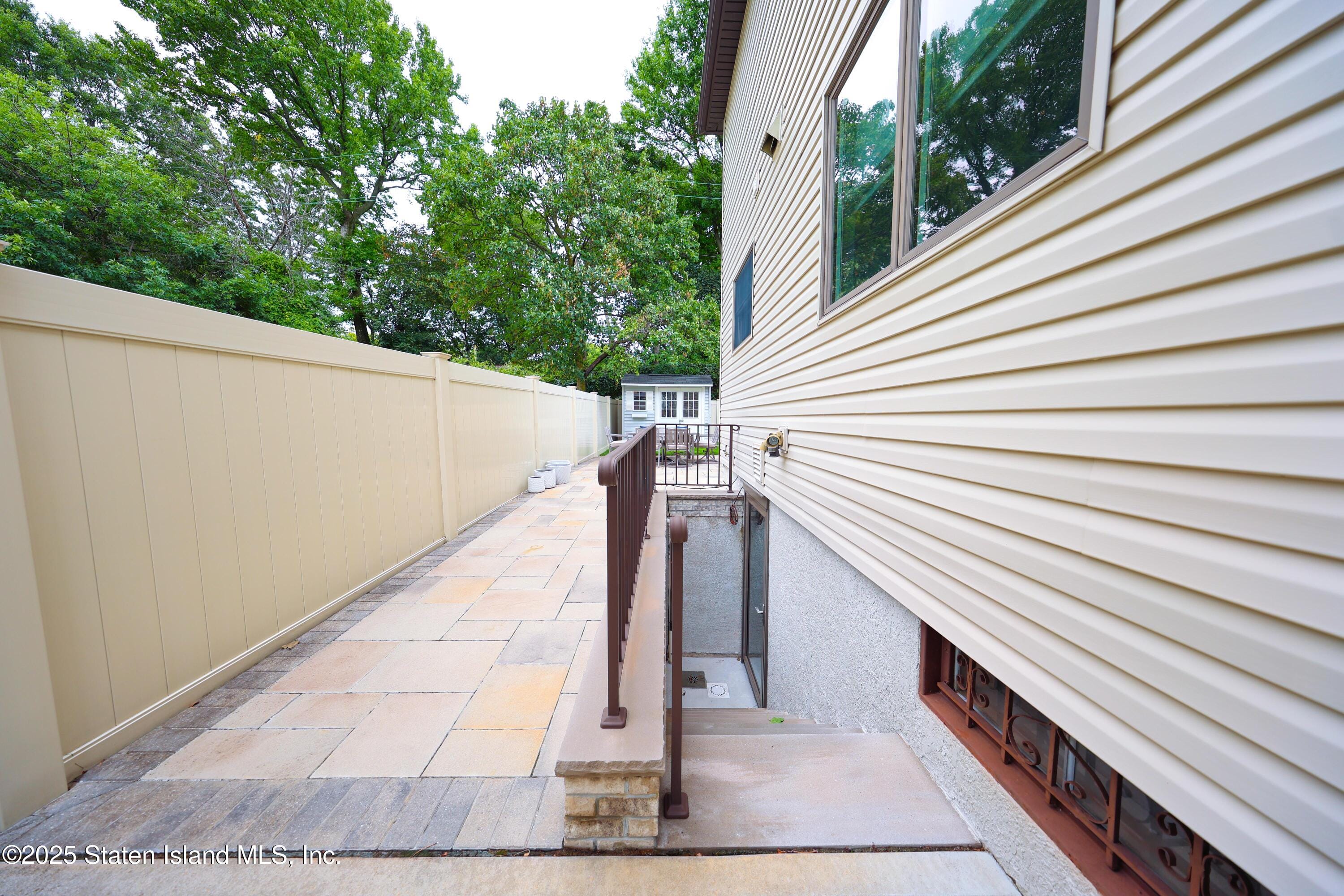 54 S Railroad Avenue, Staten Island, NY, 10305 image 25