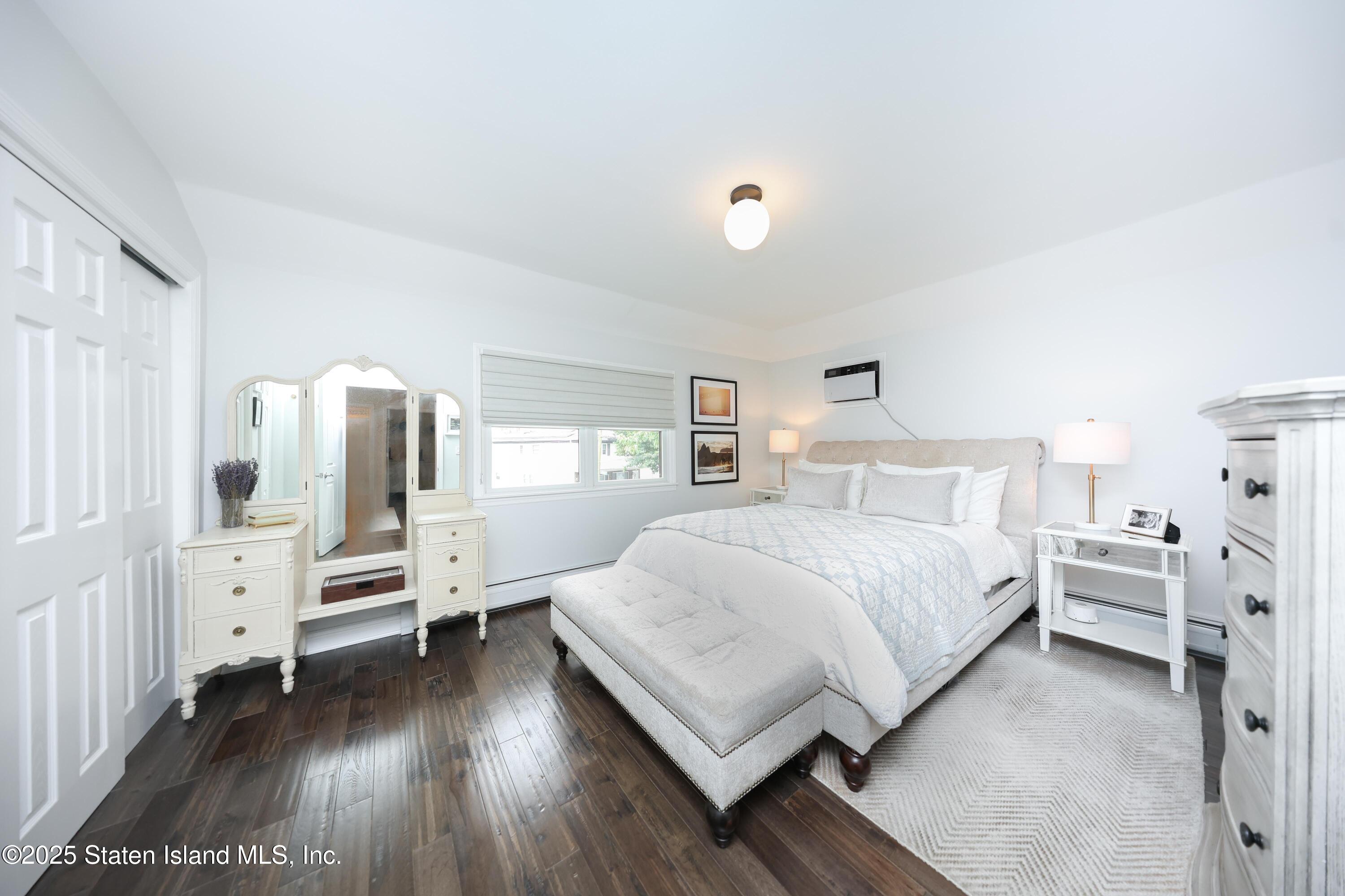 54 S Railroad Avenue, Staten Island, NY, 10305 image 11
