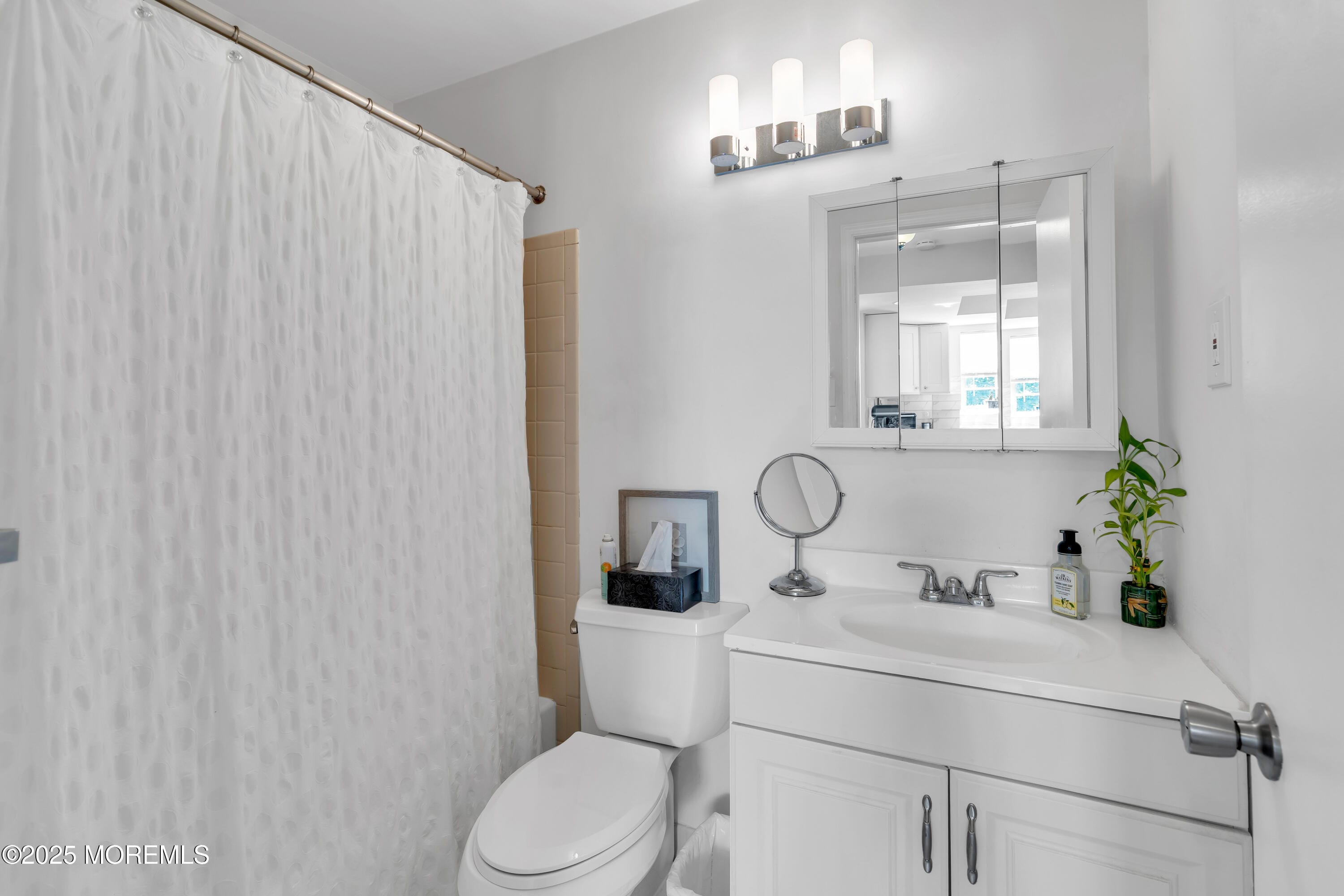 226 Chaucer Court, Old Bridge, NJ, 08857 image 12