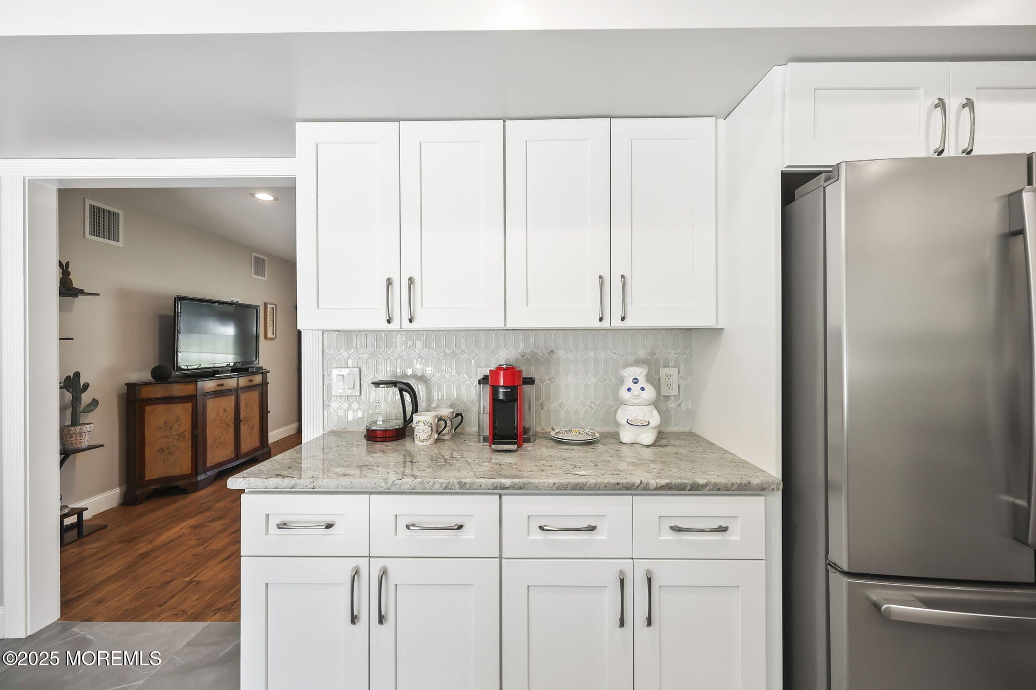 47 Overlea Lane, Aberdeen, NJ, 07747 image 25