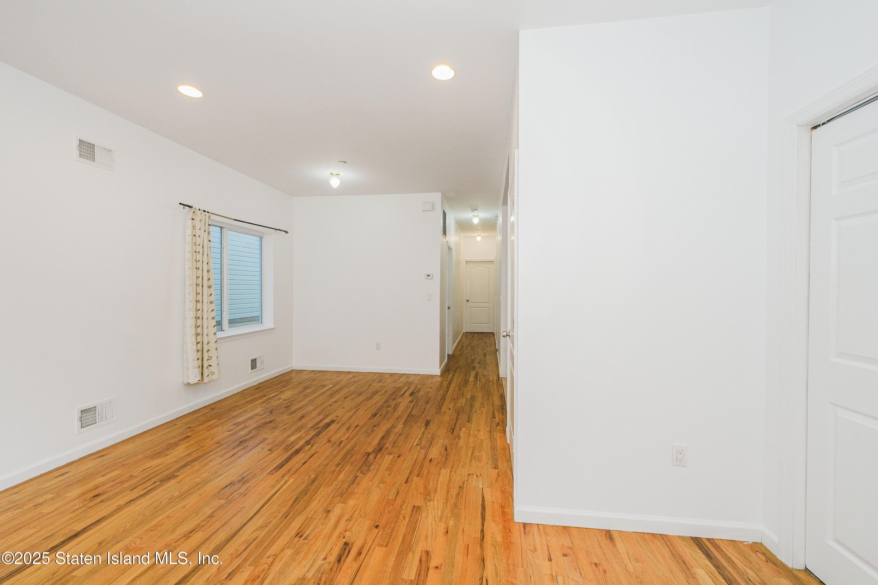 29 Stanley Avenue Image 4