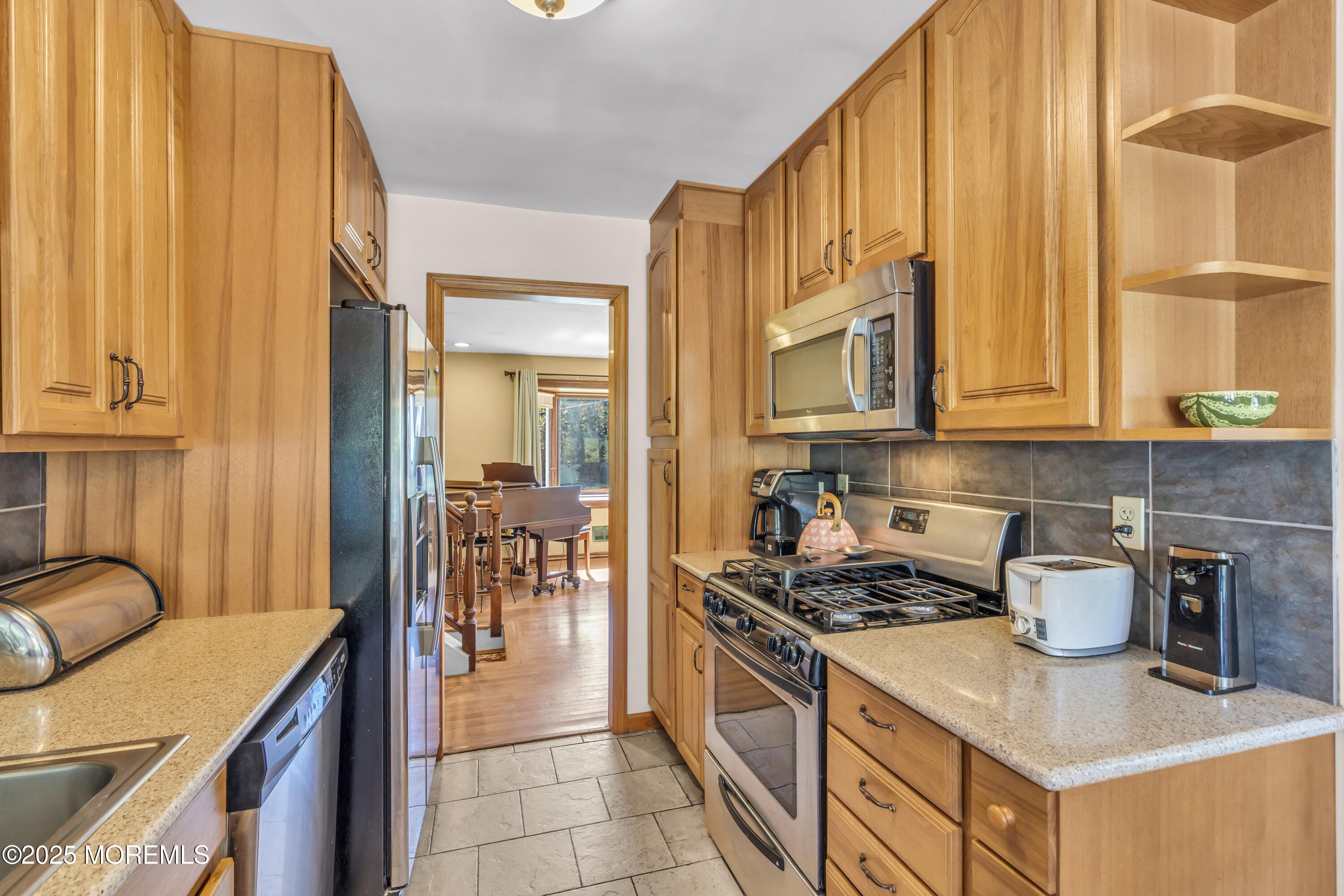 6 Dover Street, Jackson, NJ, 08527 image 15