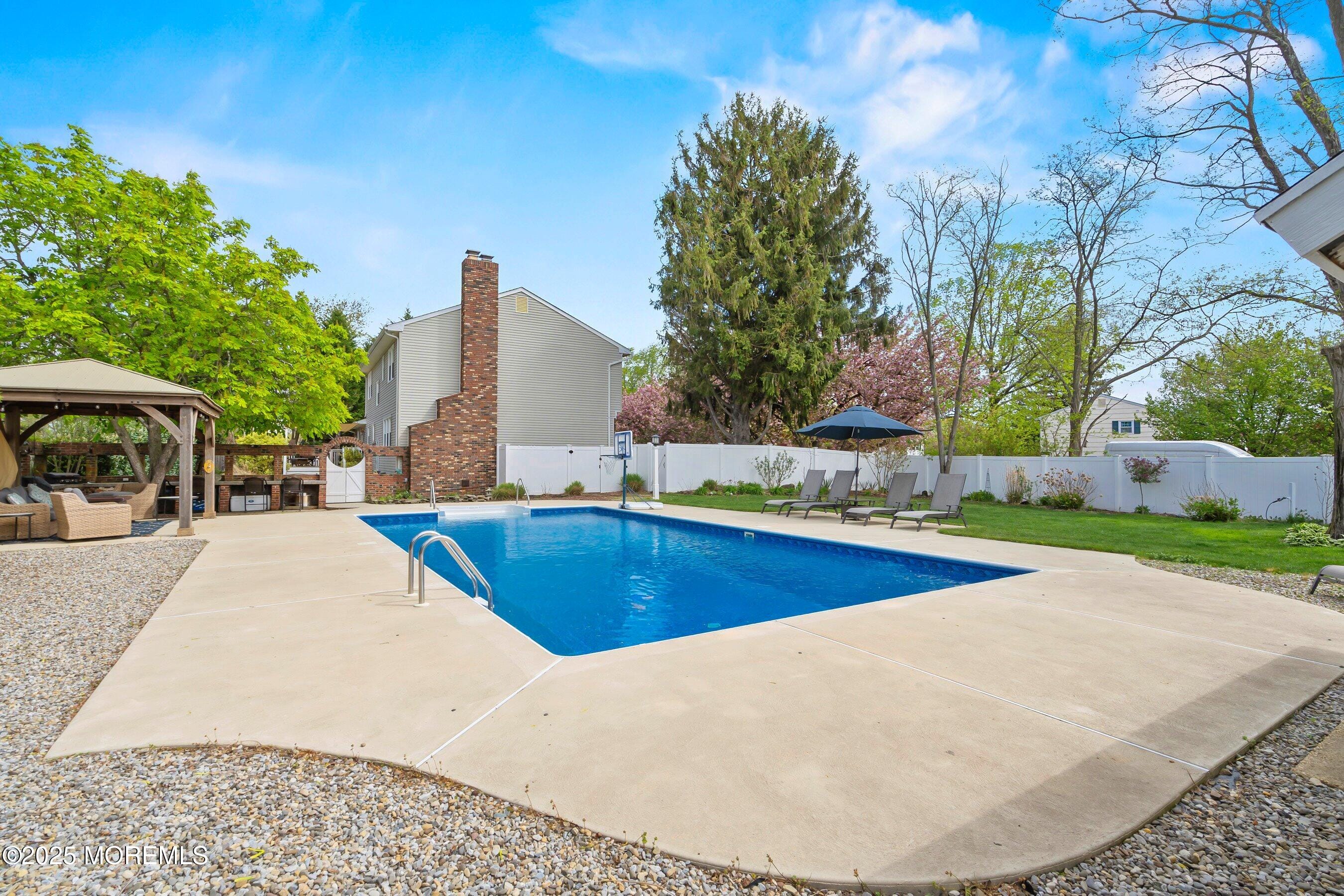 408 Winding Way Image 4