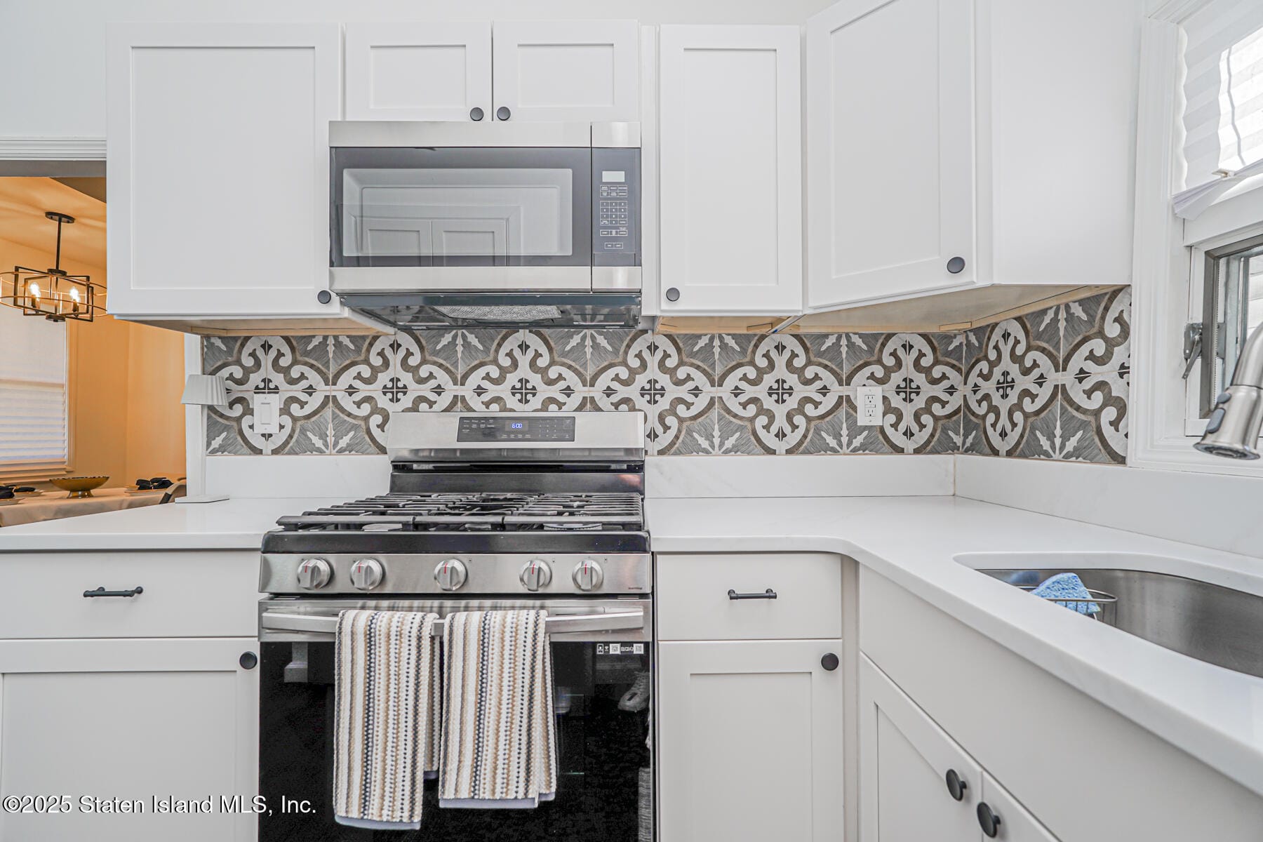 422 Hunter Avenue, Staten Island, NY, 10306 image 8