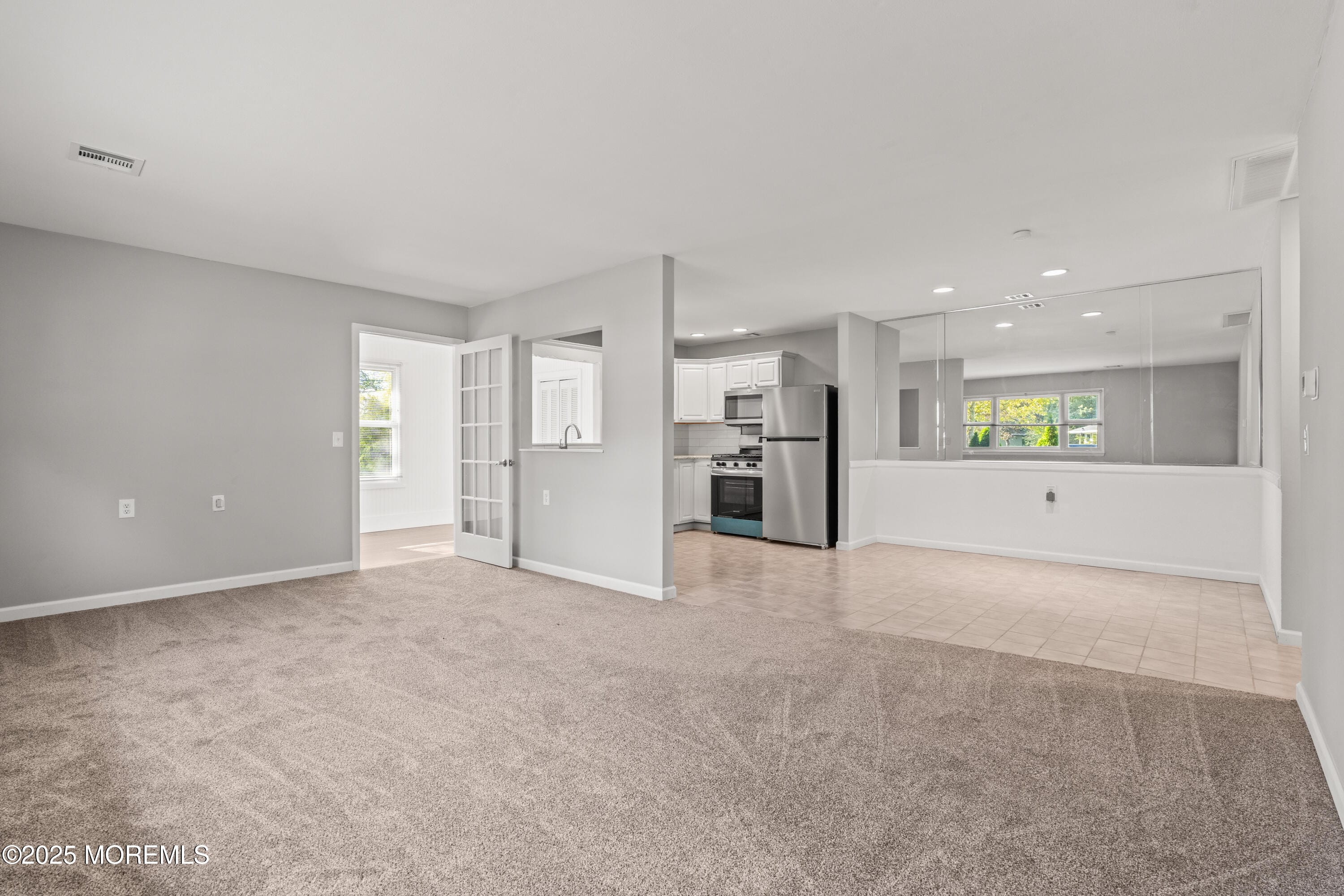 3 Saint Moritz Place Image 5