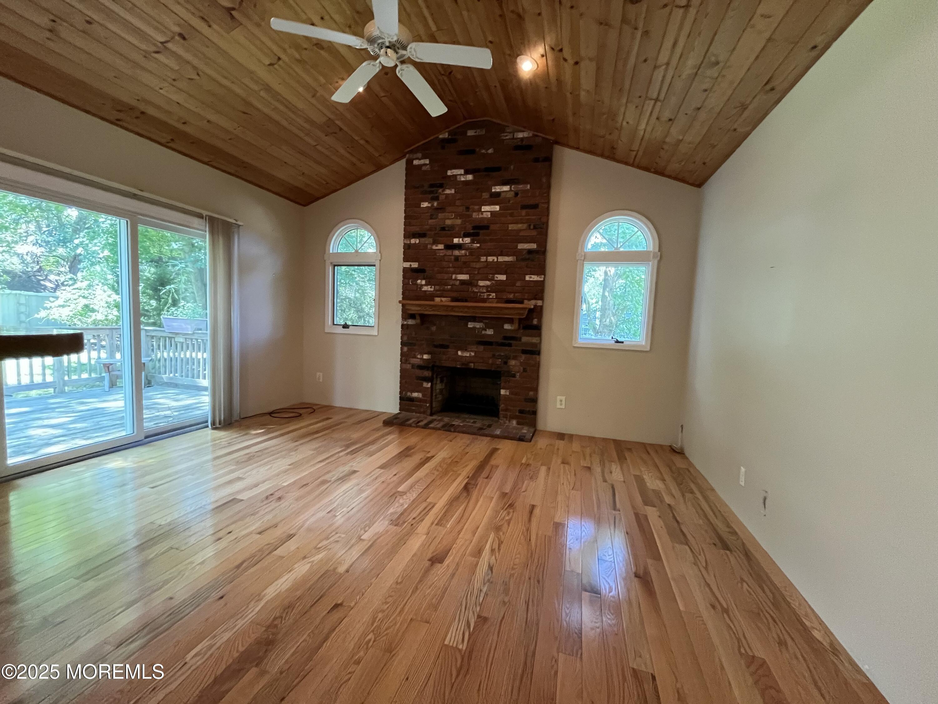416 Grant Avenue Image 3