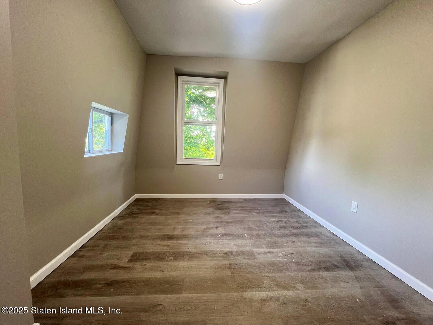 212 St. Pauls Avenue, Staten Island, NY, 10304 image 8